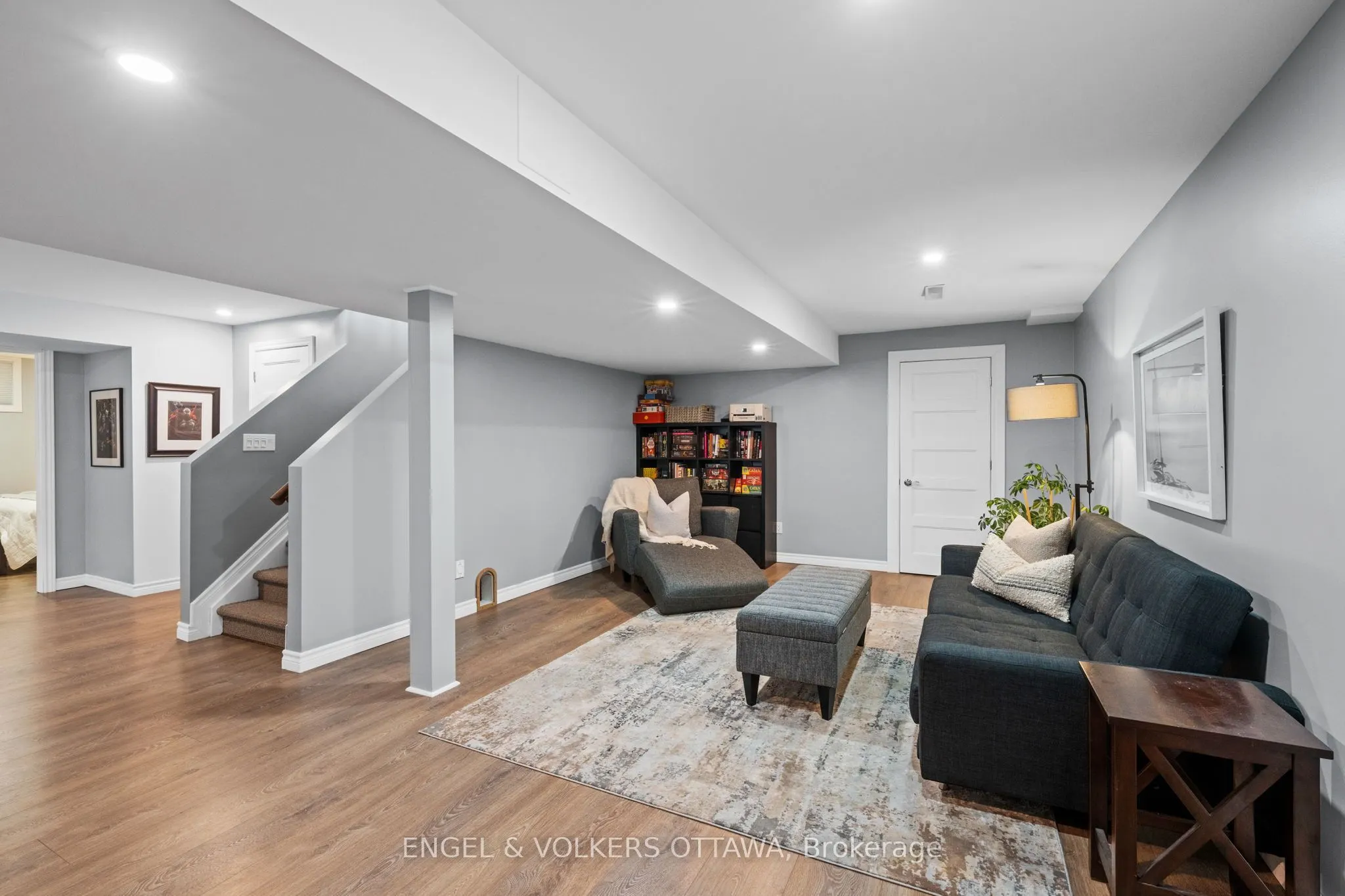 313 Colmar Street