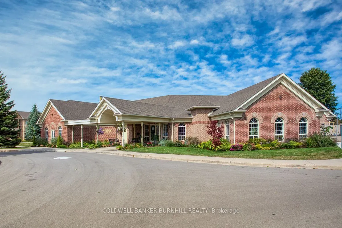 39 Twenty Place Boulevard, #35