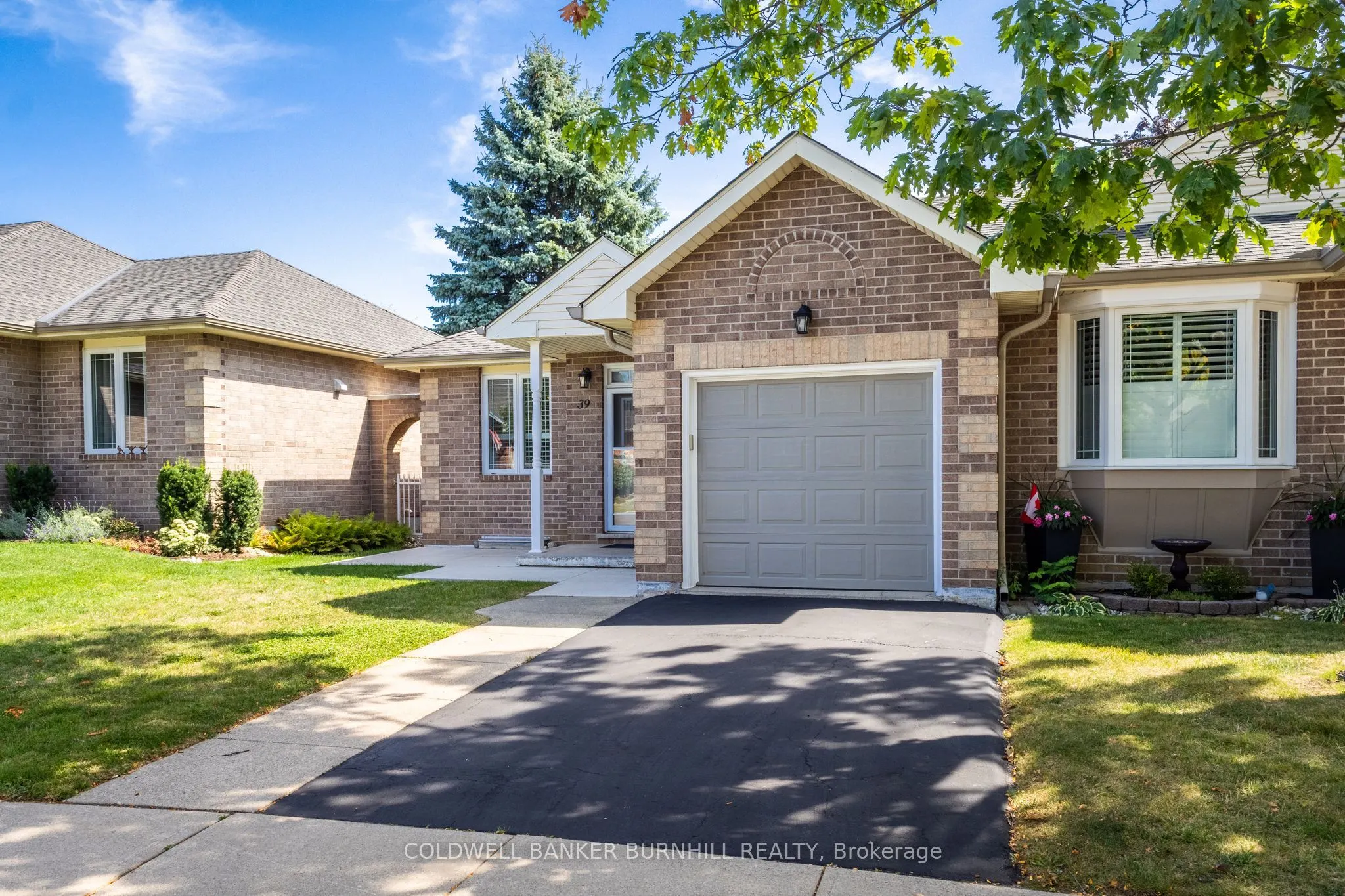 39 Twenty Place Boulevard, #35