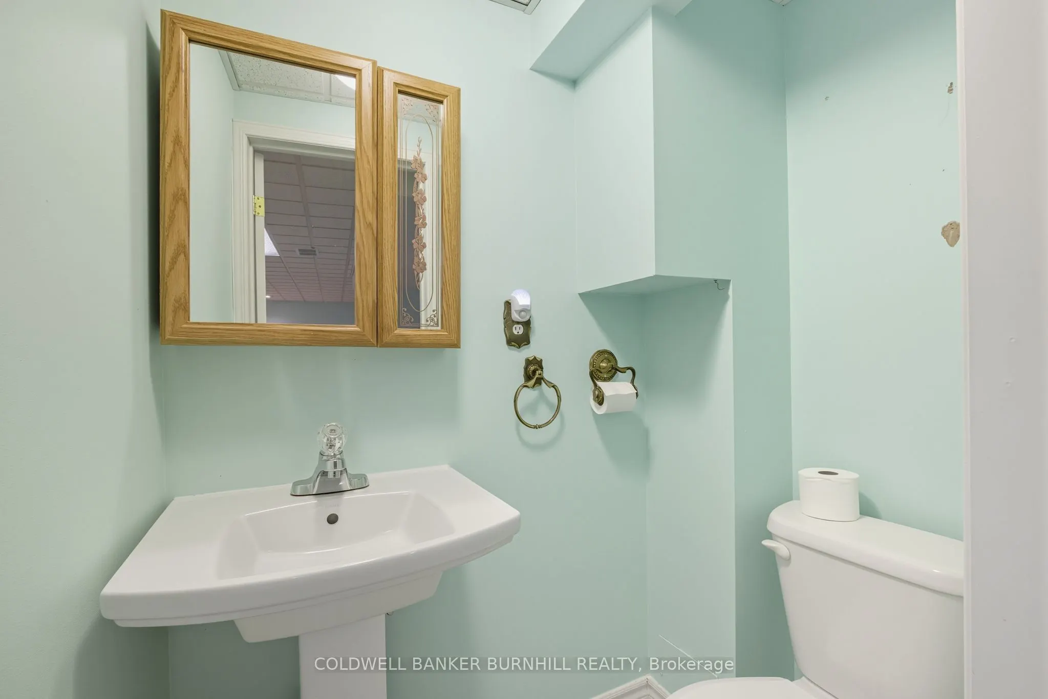39 Twenty Place Boulevard, #35