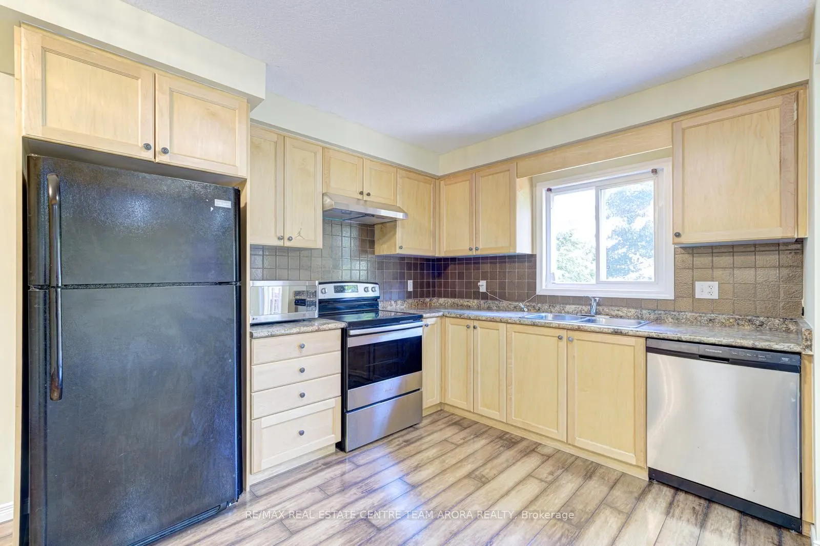 164 Windale Crescent