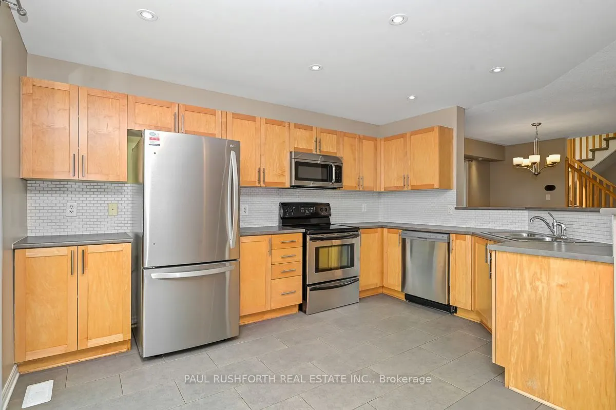 1601 HAYDON Circle