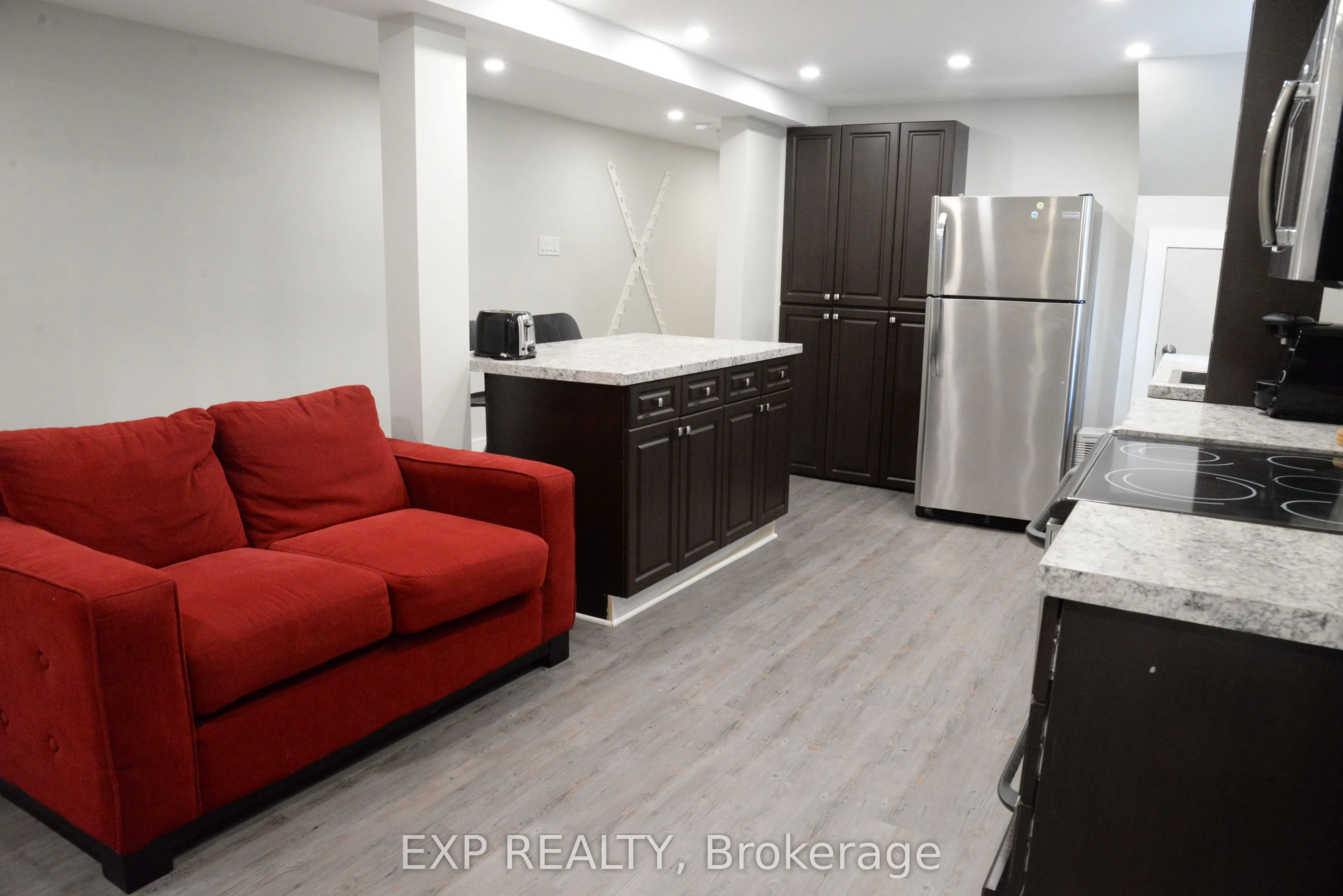 1240 Adirondack Drive, #B