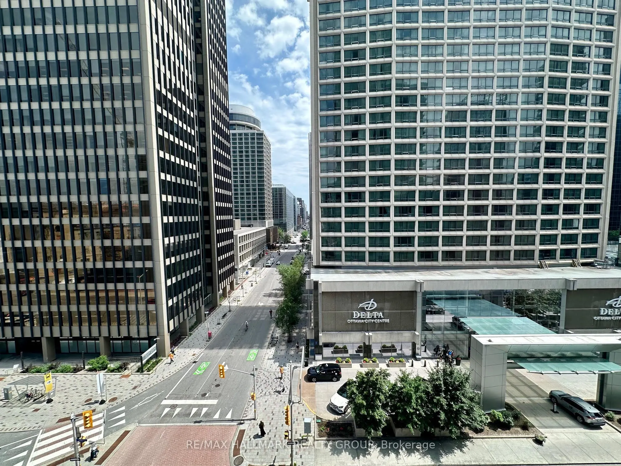 340 QUEEN Street, #706