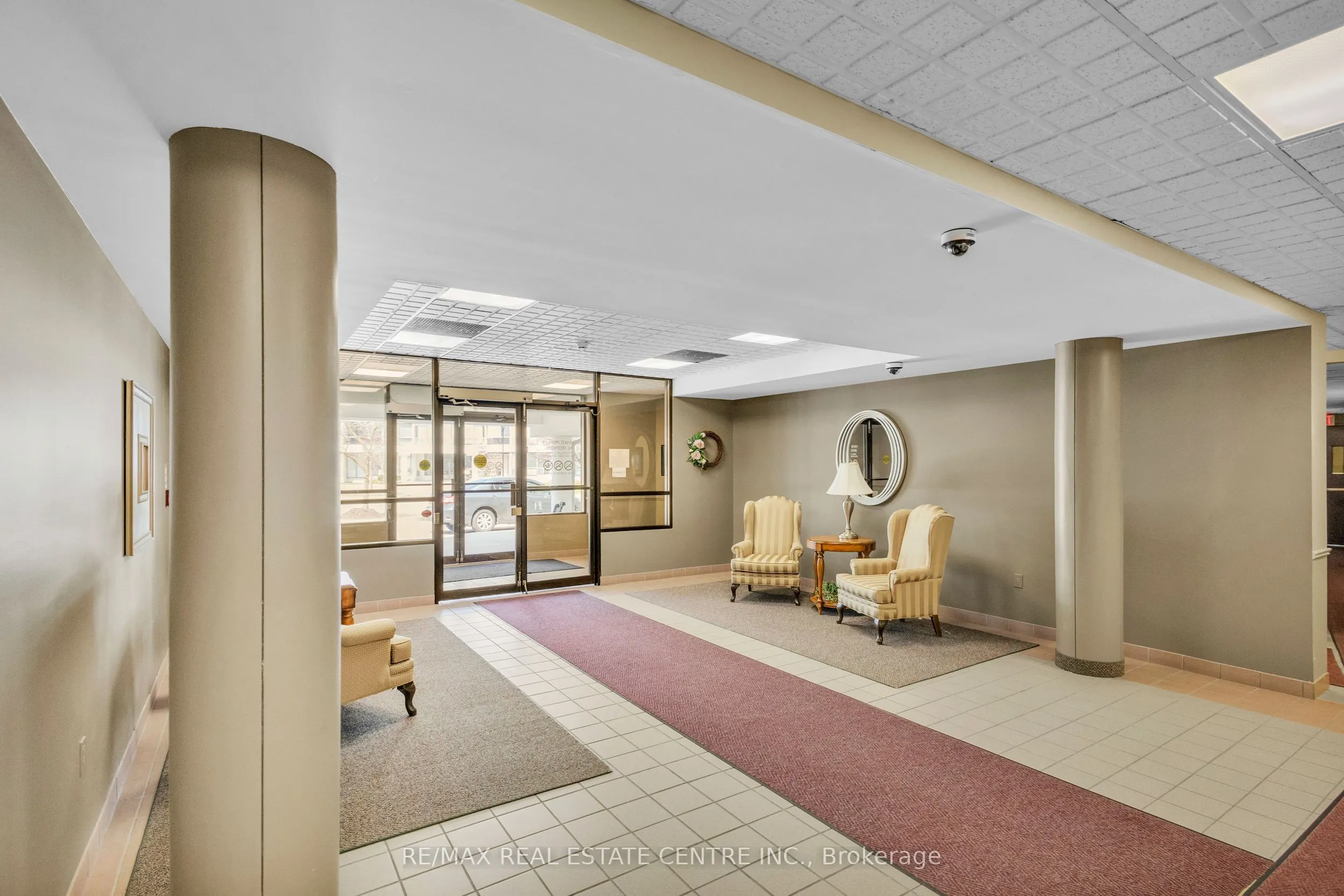 105 BAGOT Street, #202