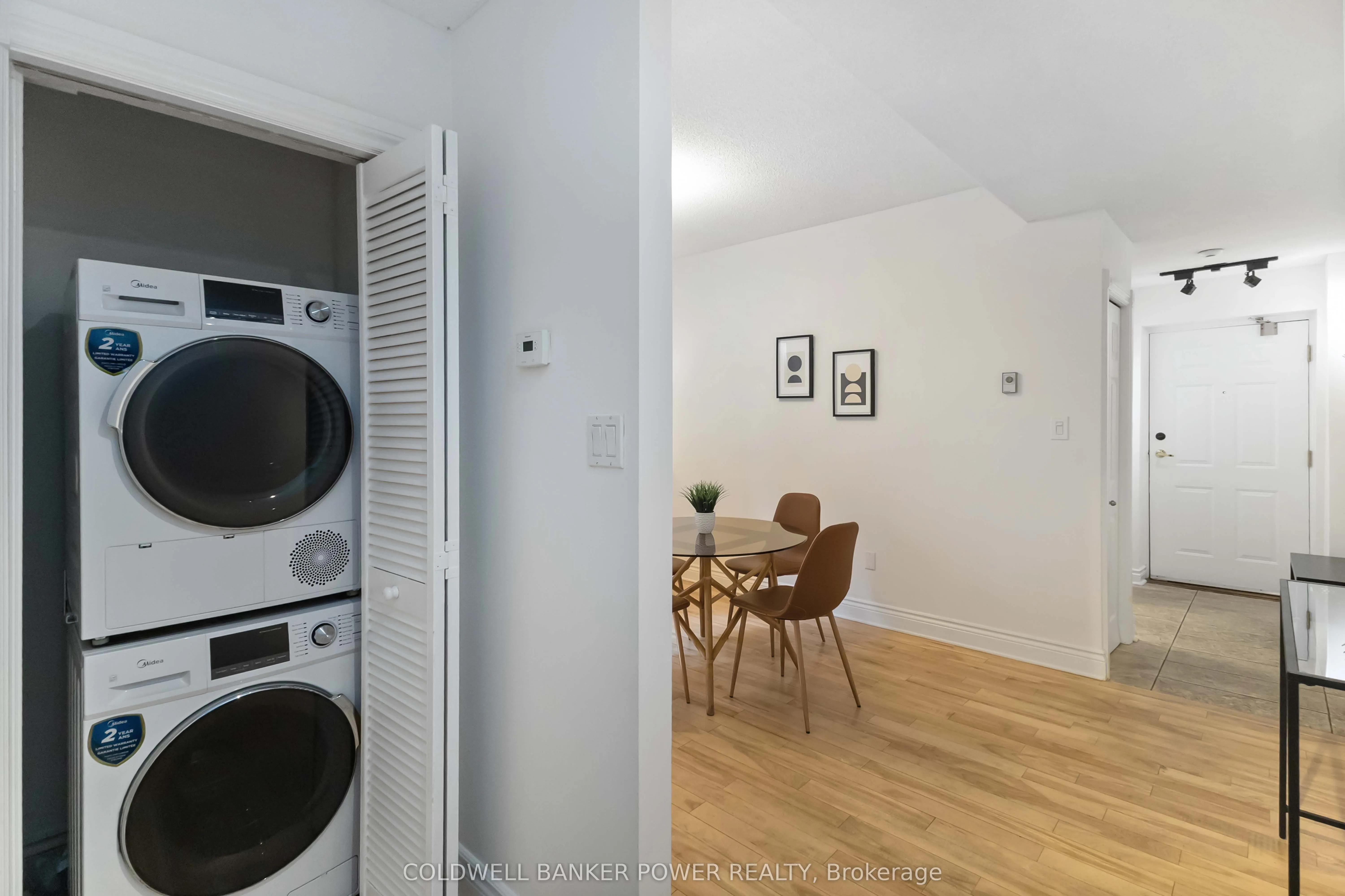 460 Wellington Street, #308