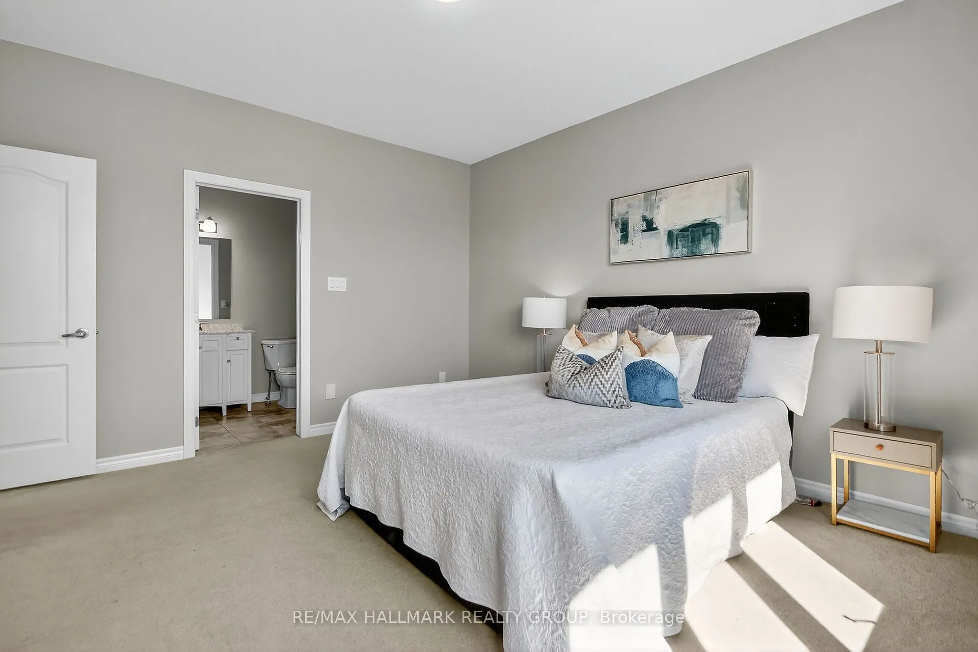 372 Gallantry Way