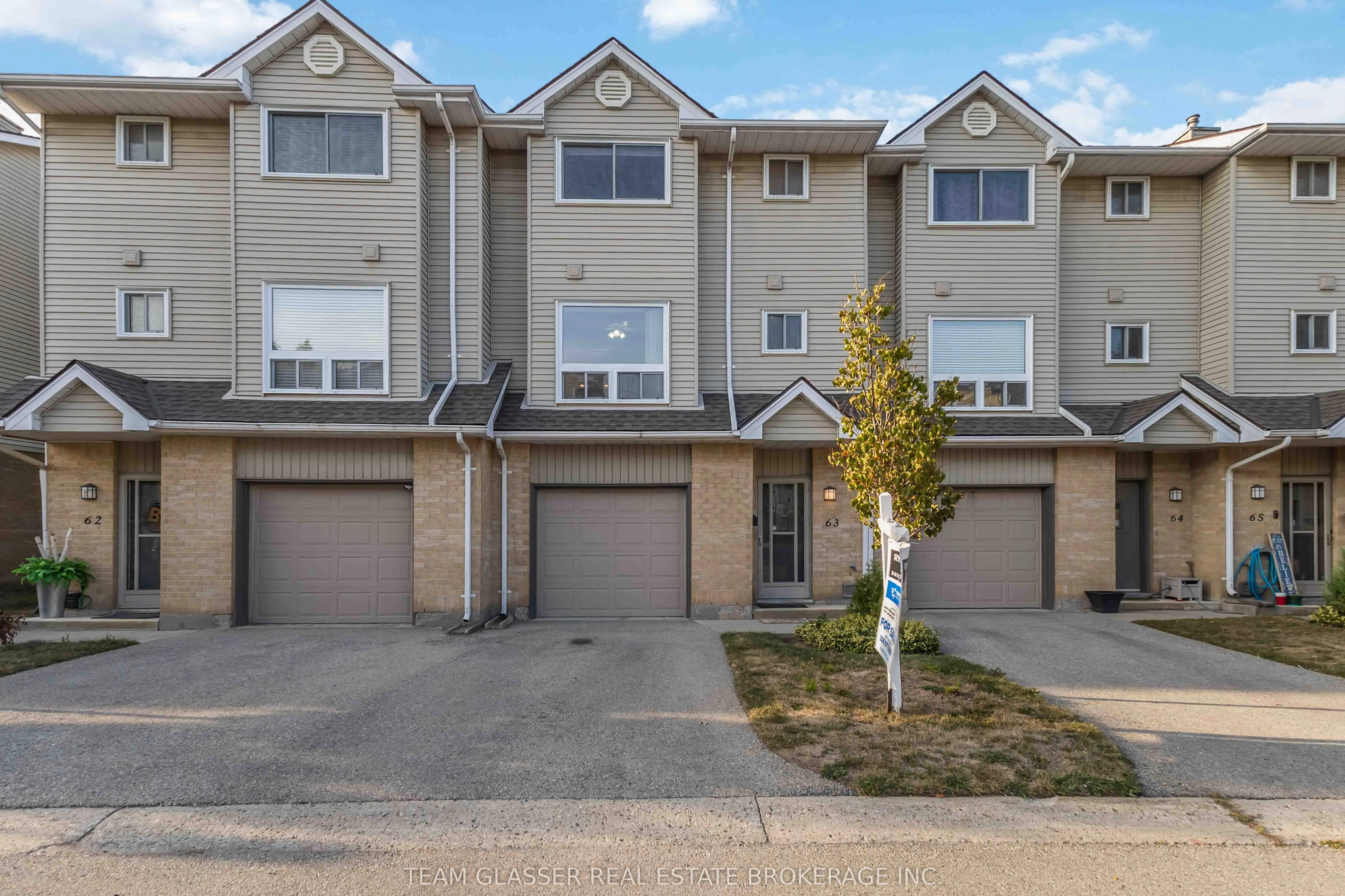 1990 Wavell Street, #63