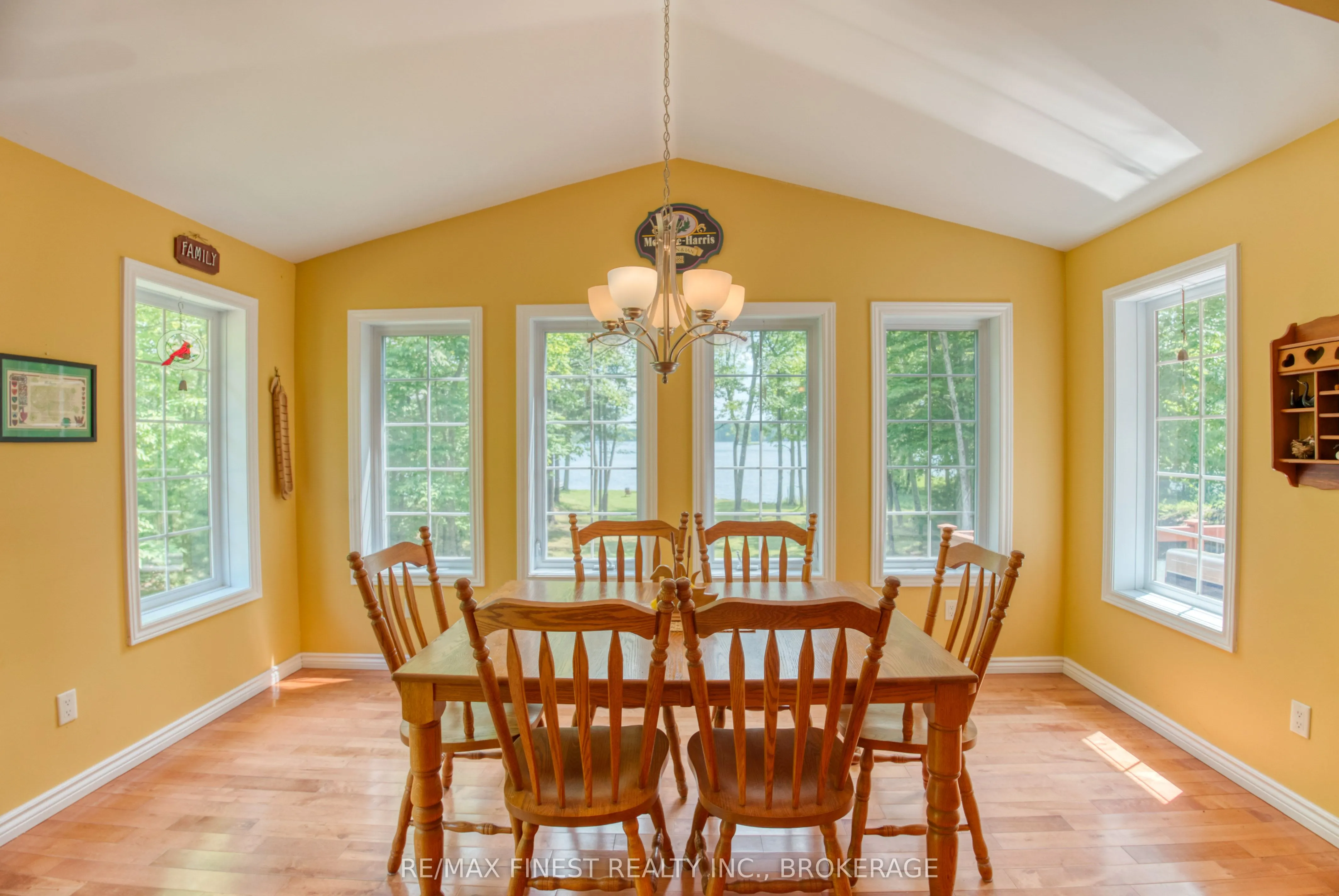 855A Crow Lake Road