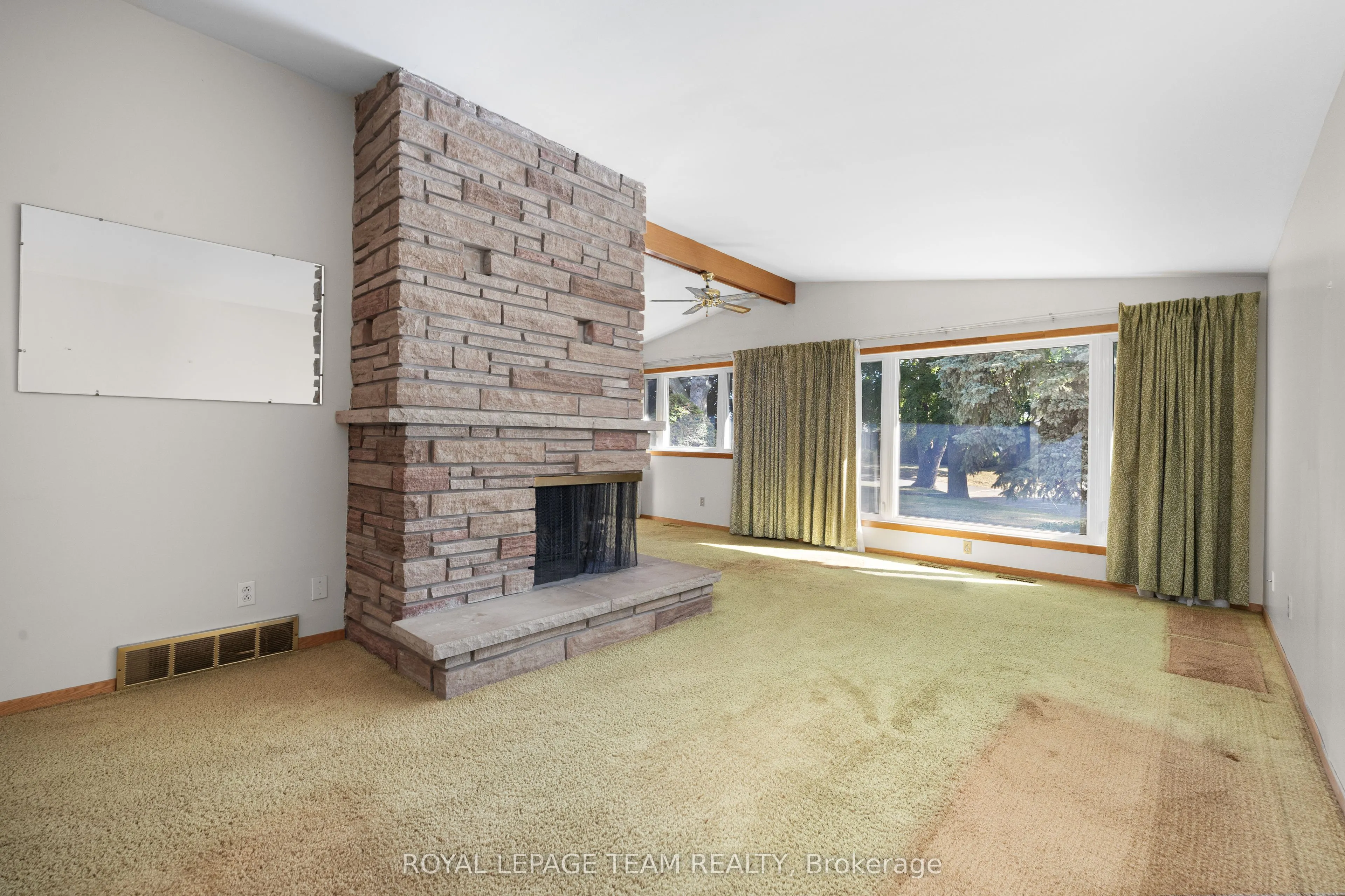 660 Sandra Avenue