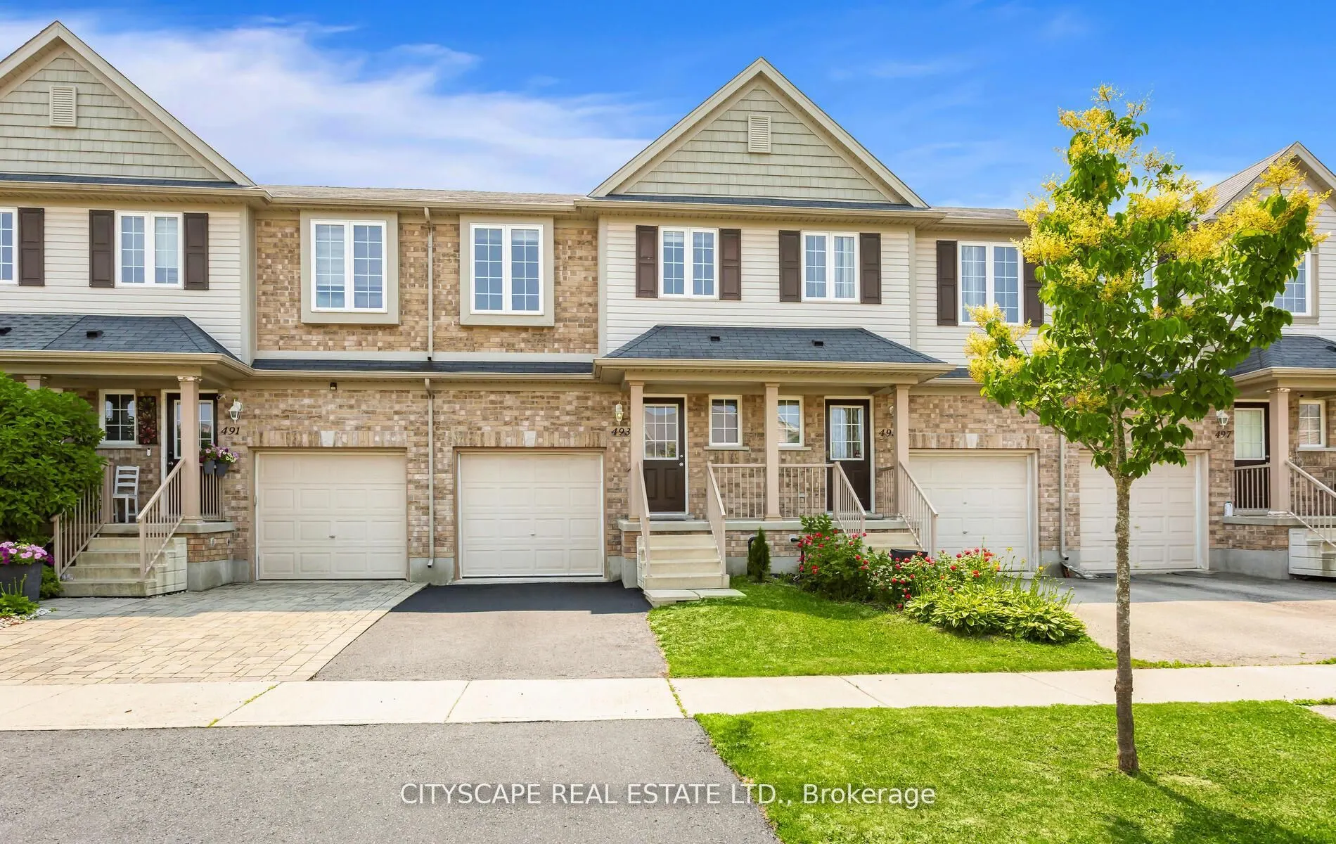493 Beaumont Crescent