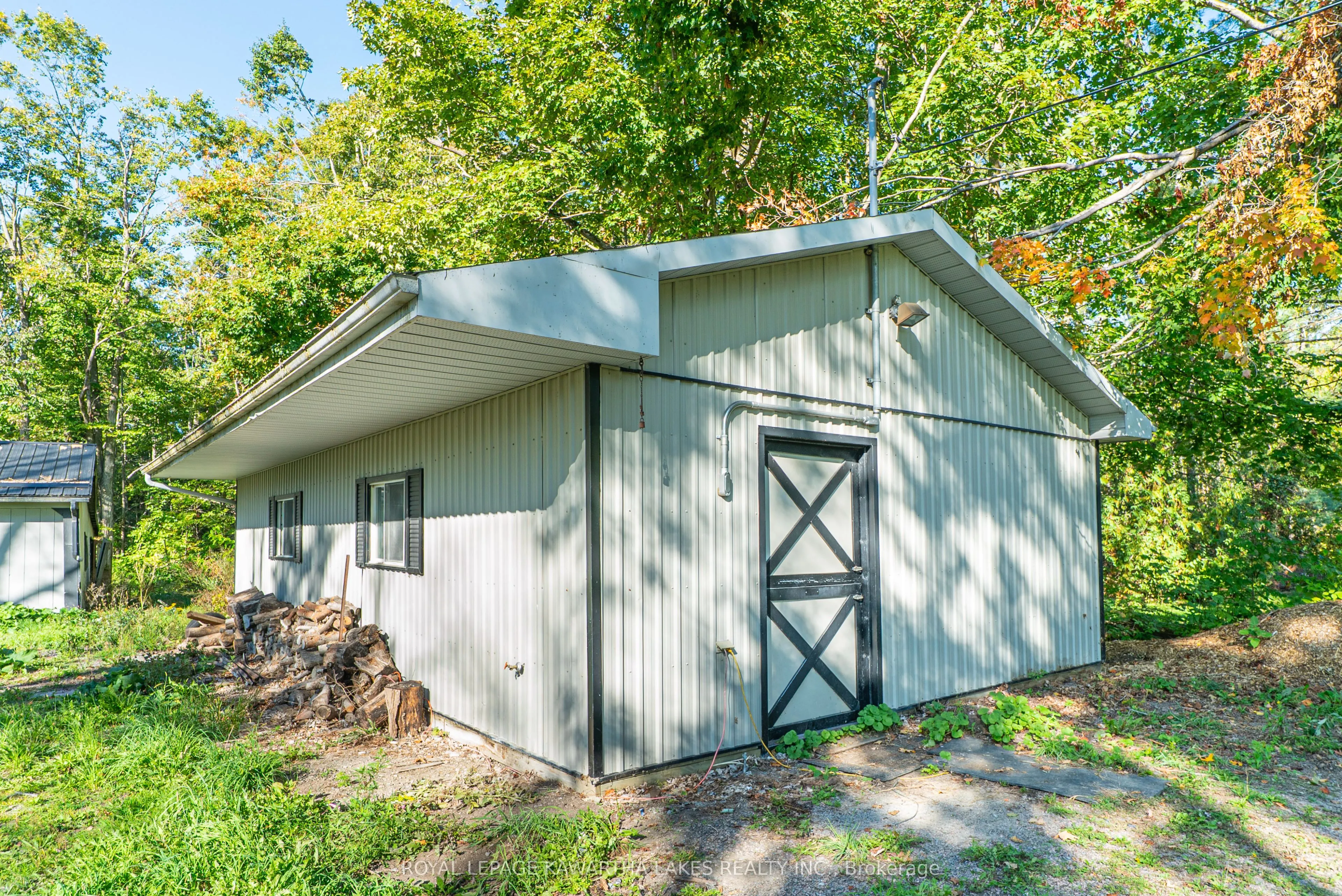 979 Linden Valley Road