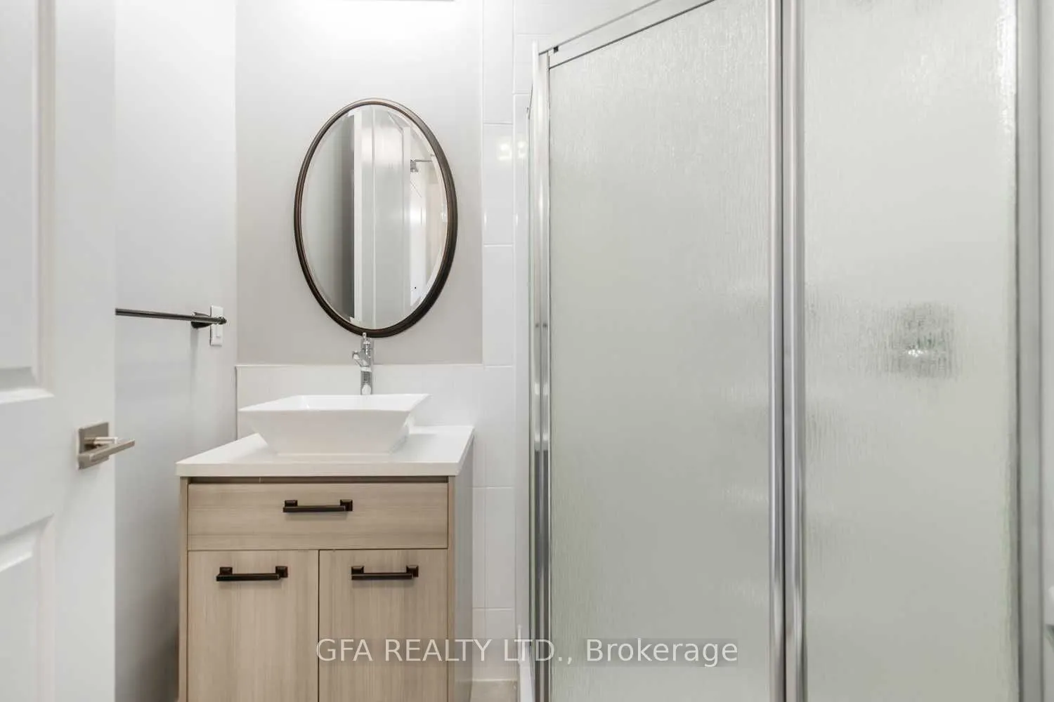 150 Main Street W, #1105