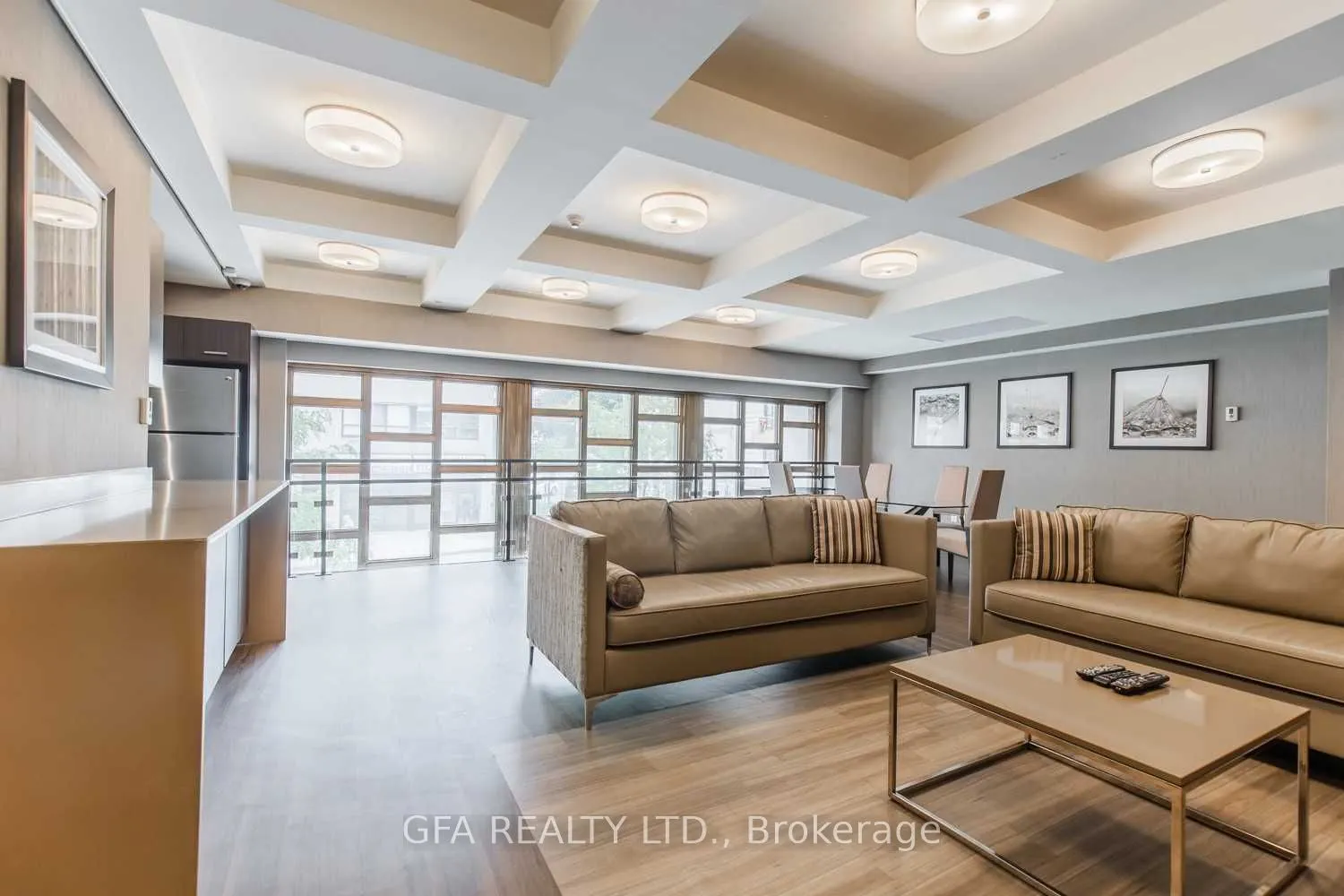 150 Main Street W, #1105
