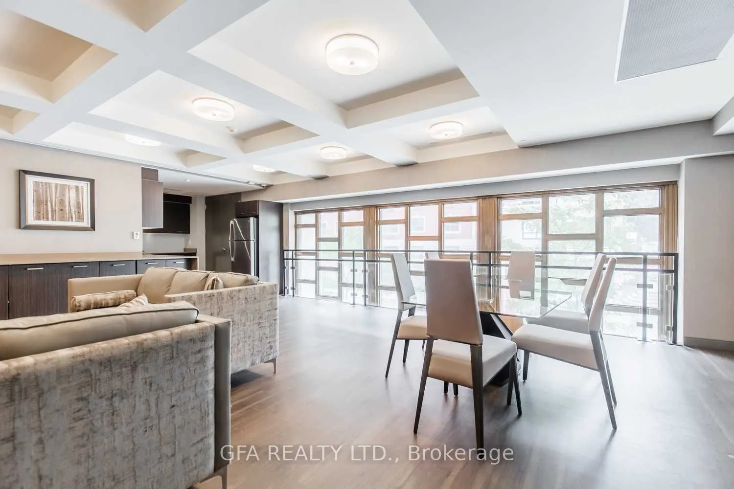 150 Main Street W, #1105