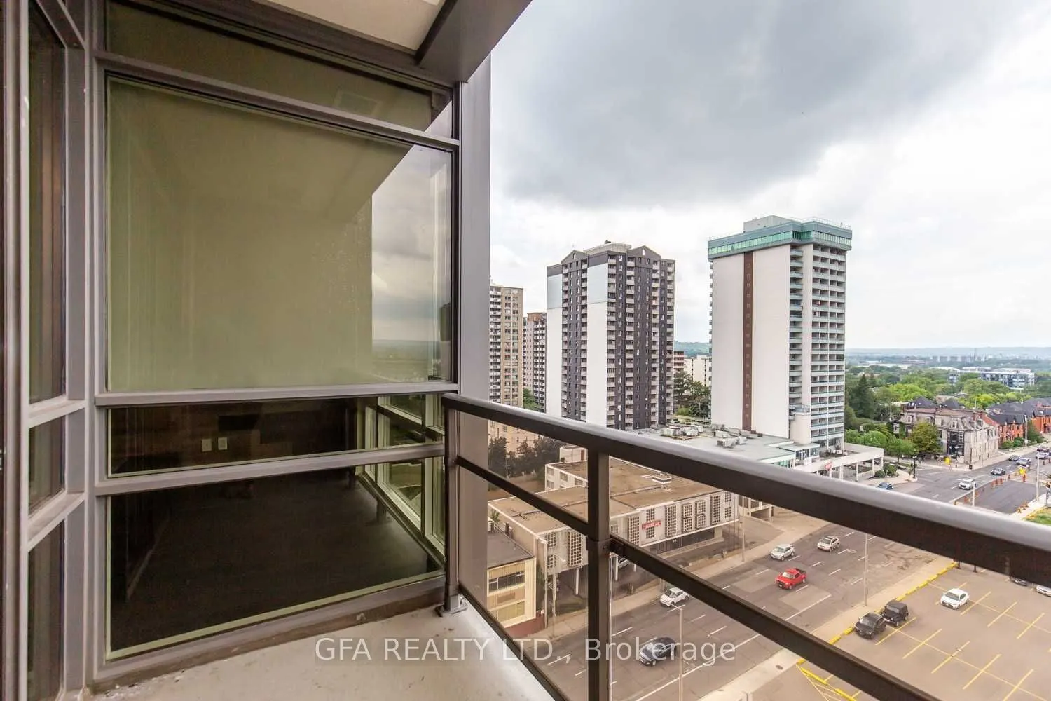150 Main Street W, #1105