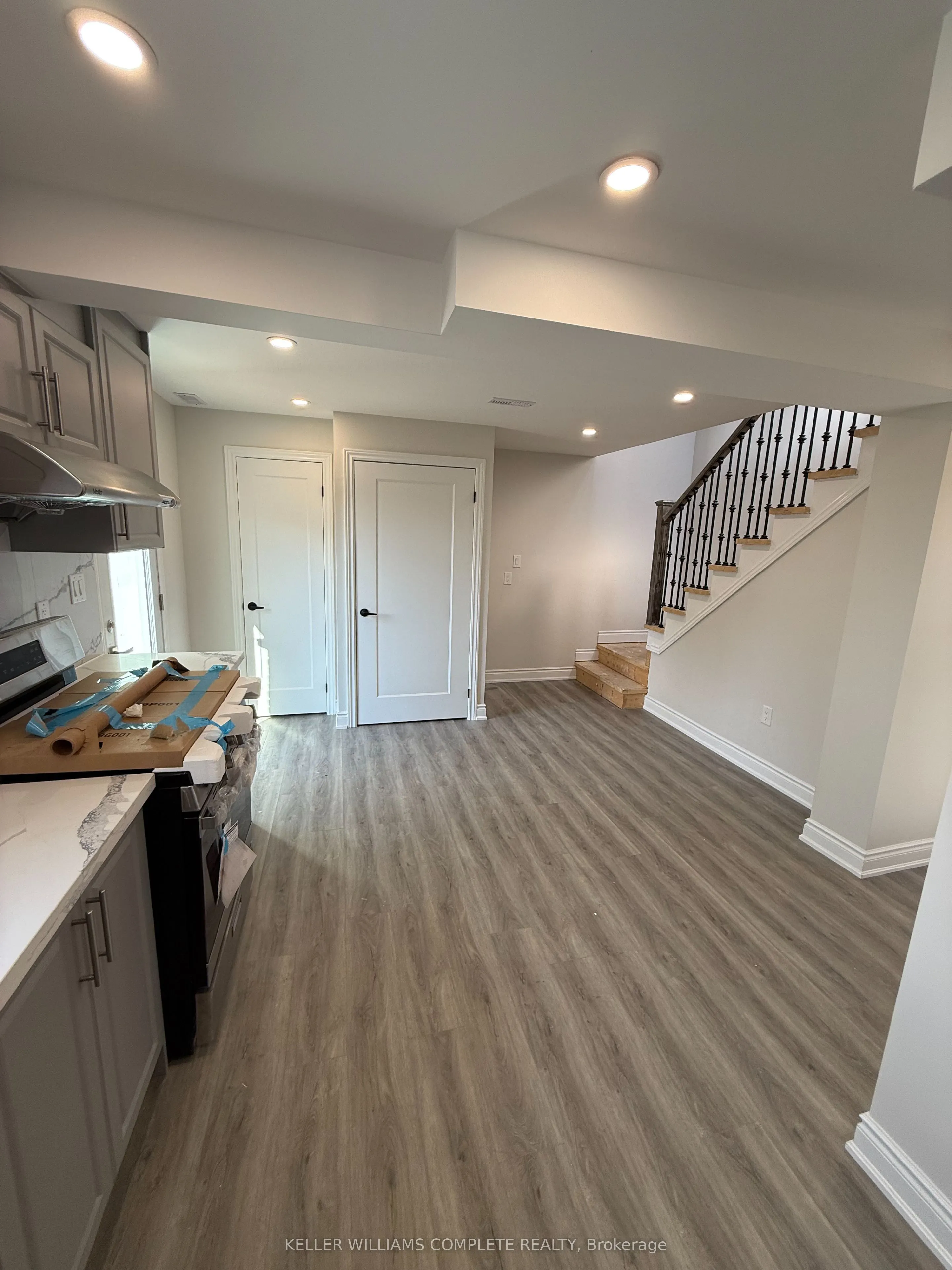 187 STIRTON Street, #Upper & Attic