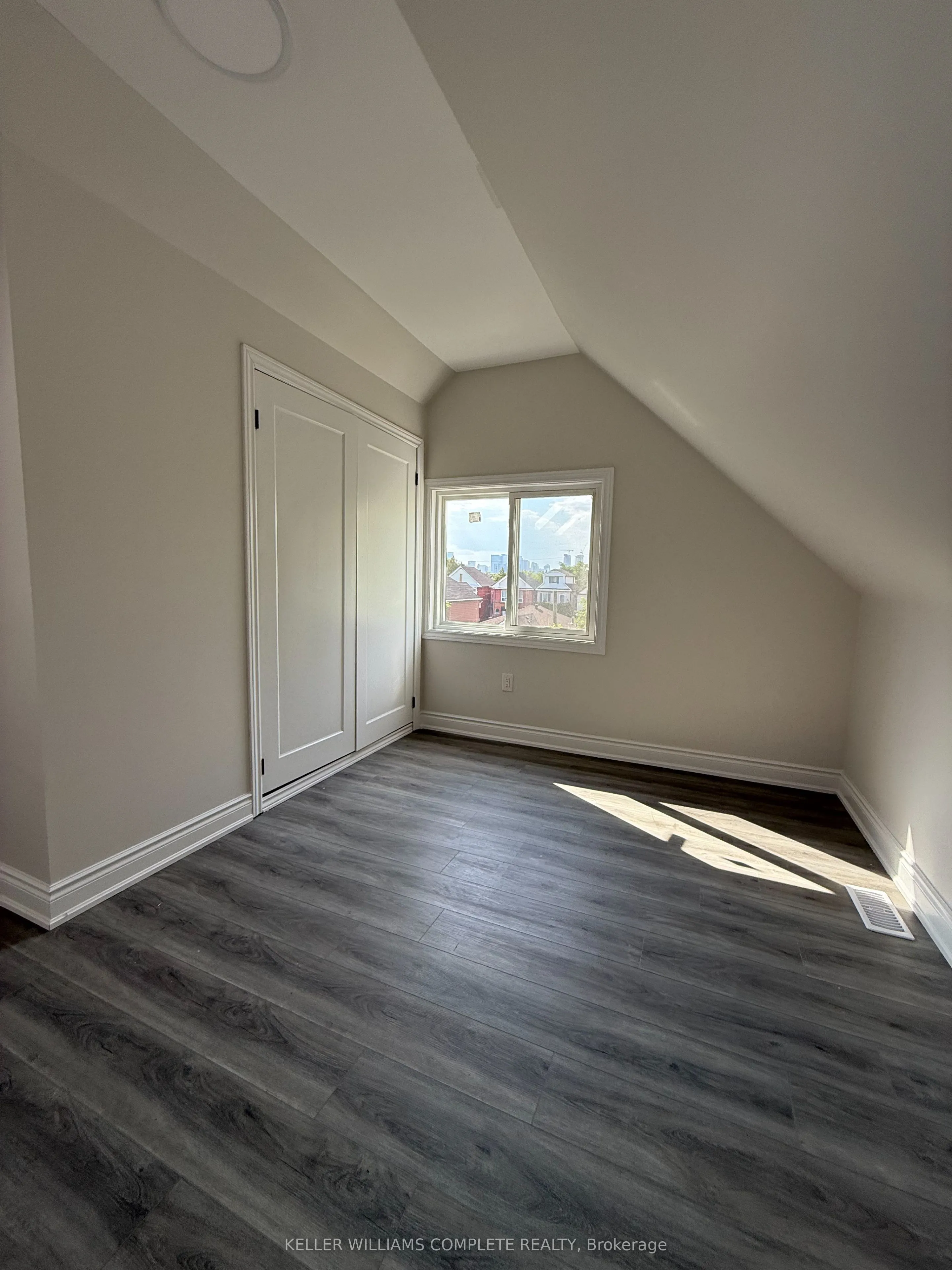 187 STIRTON Street, #Upper & Attic