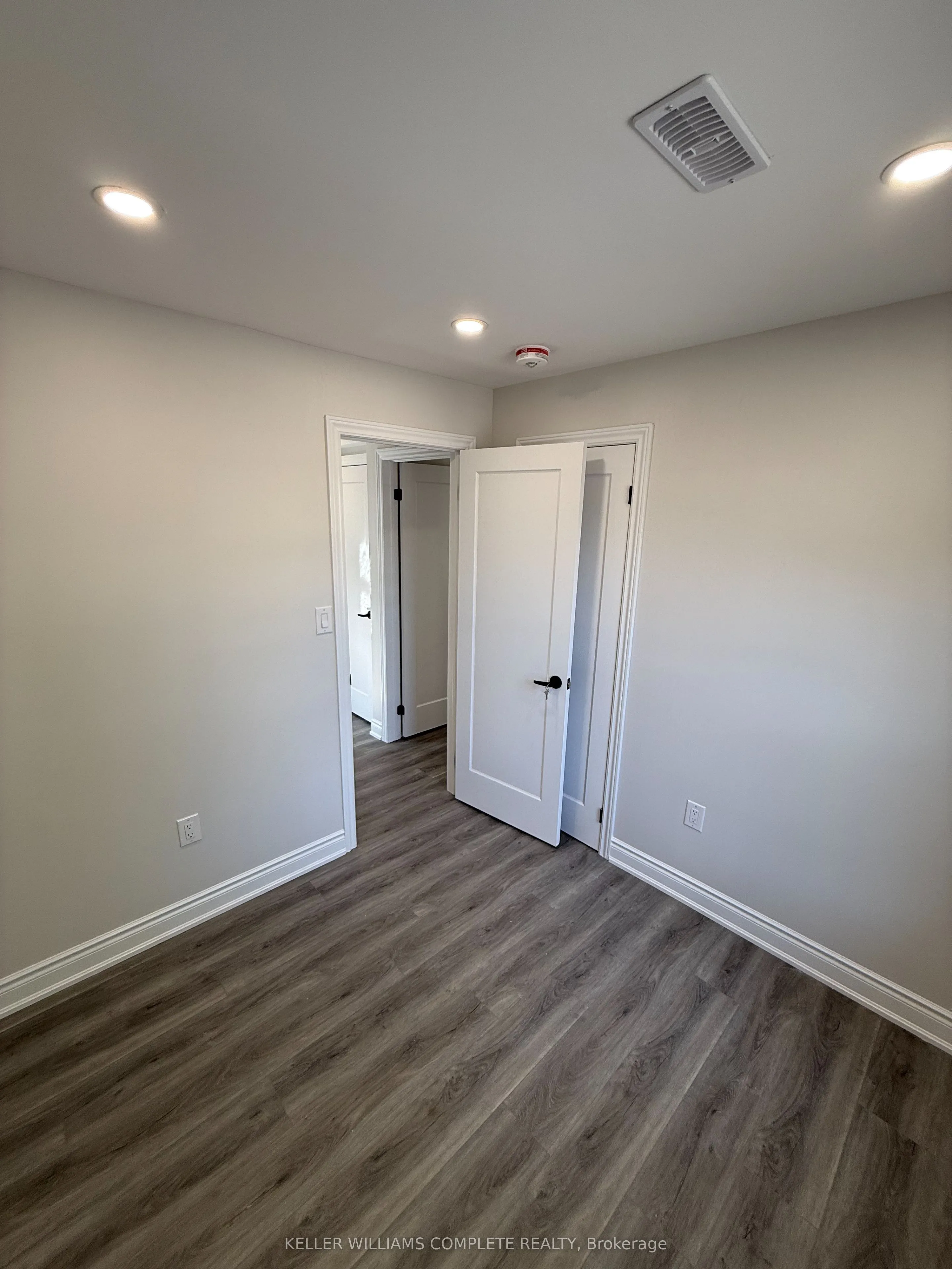 187 STIRTON Street, #Upper & Attic