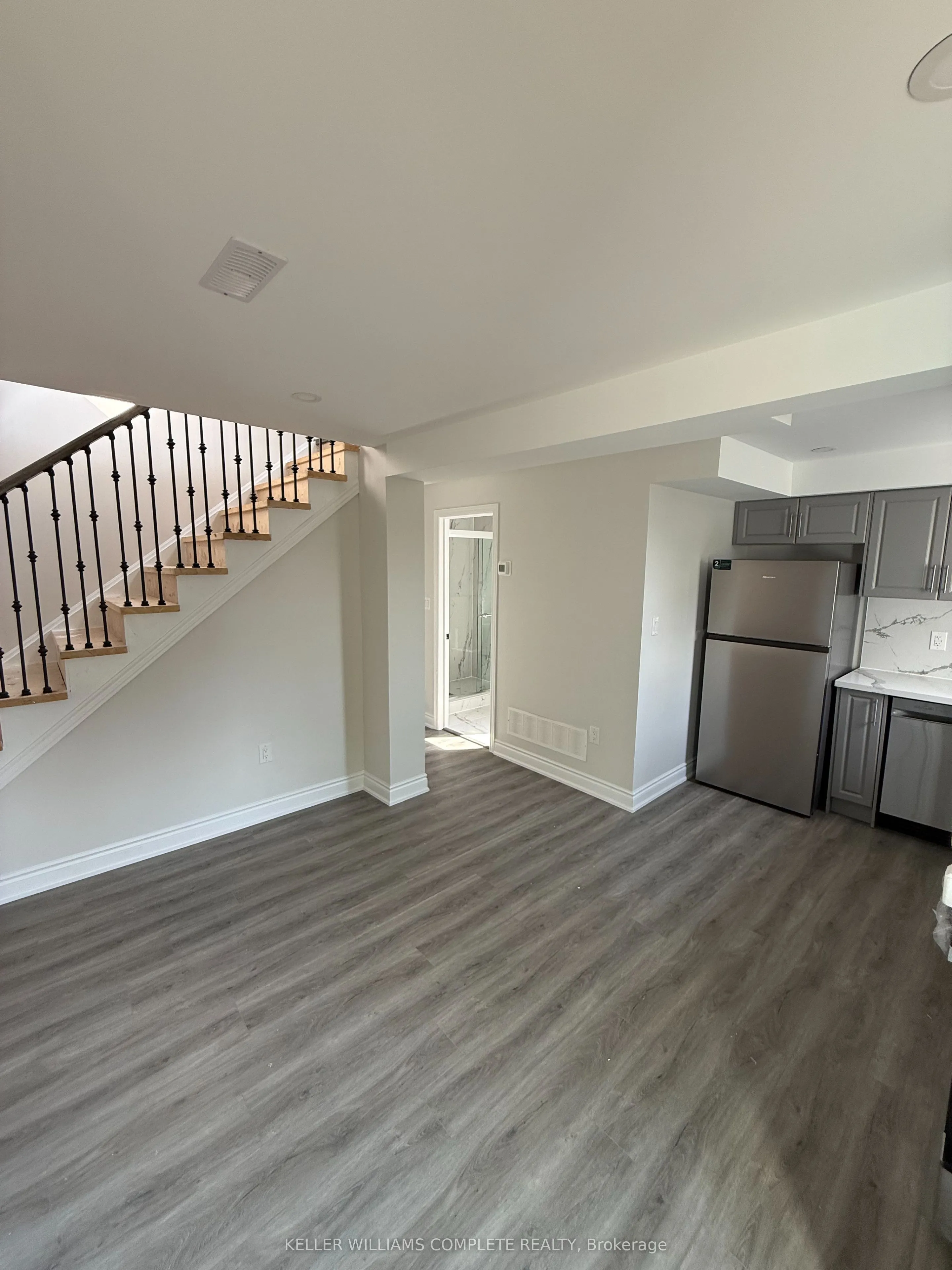 187 STIRTON Street, #Upper & Attic