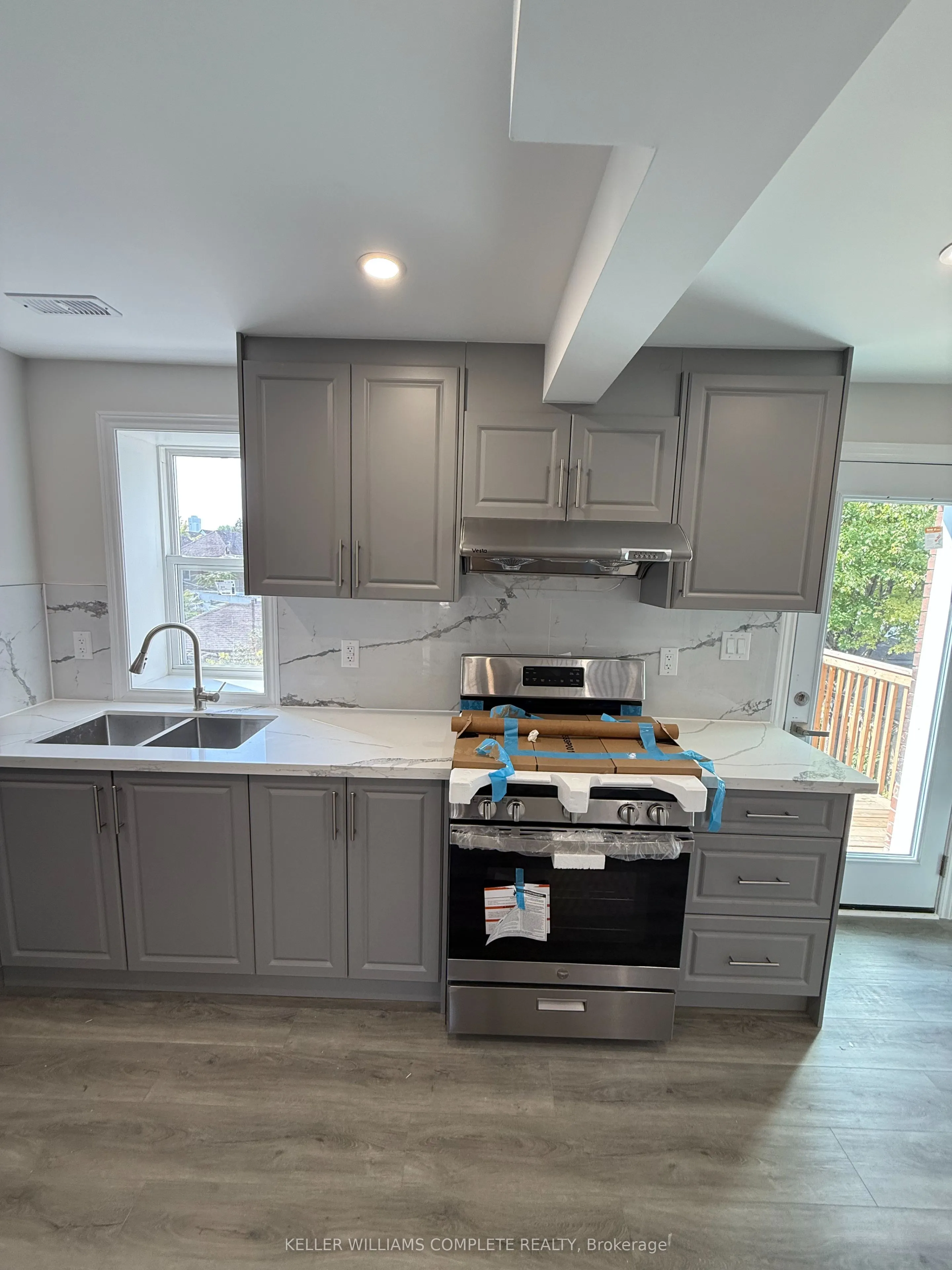 187 STIRTON Street, #Upper & Attic
