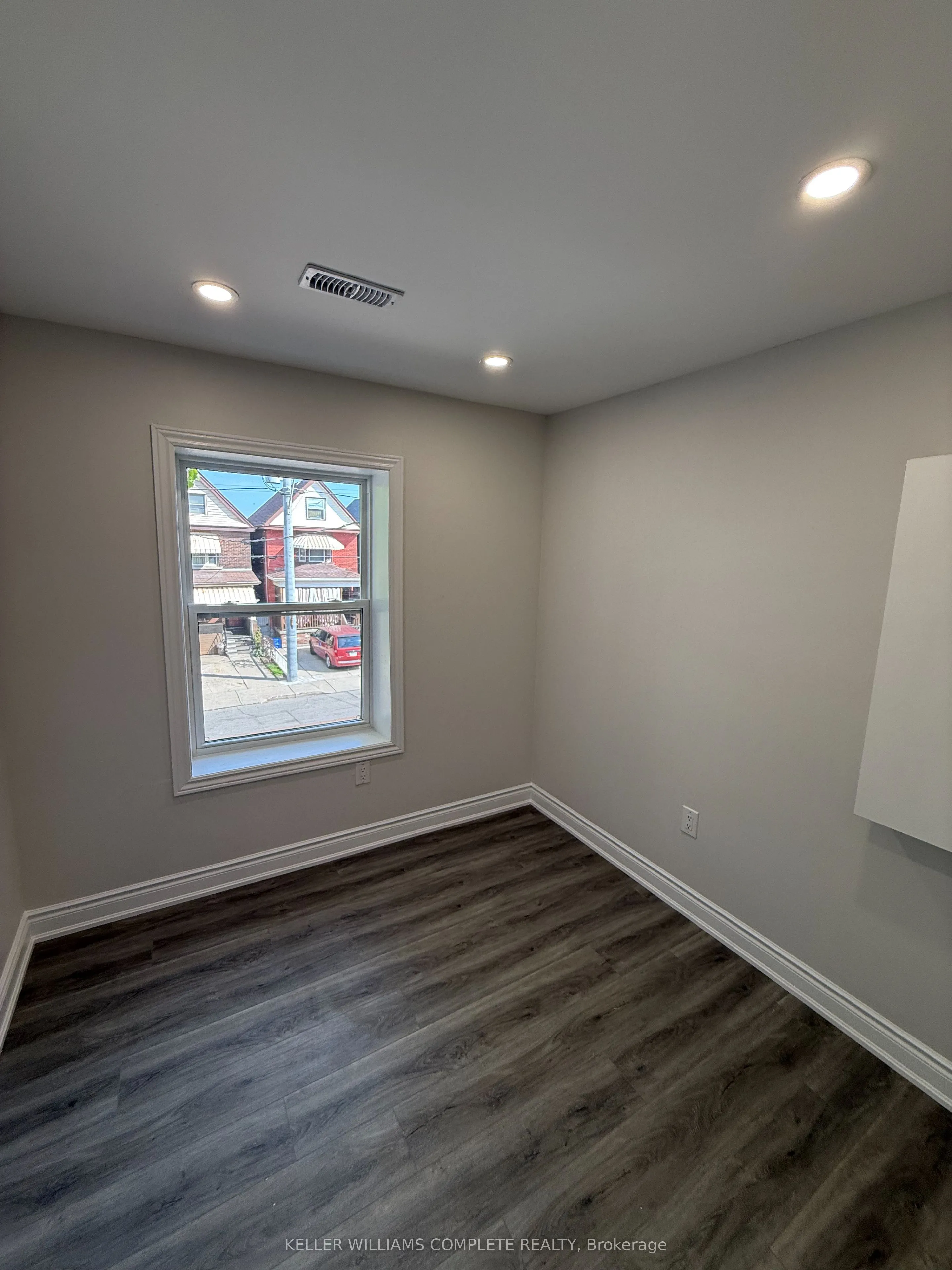 187 STIRTON Street, #Upper & Attic