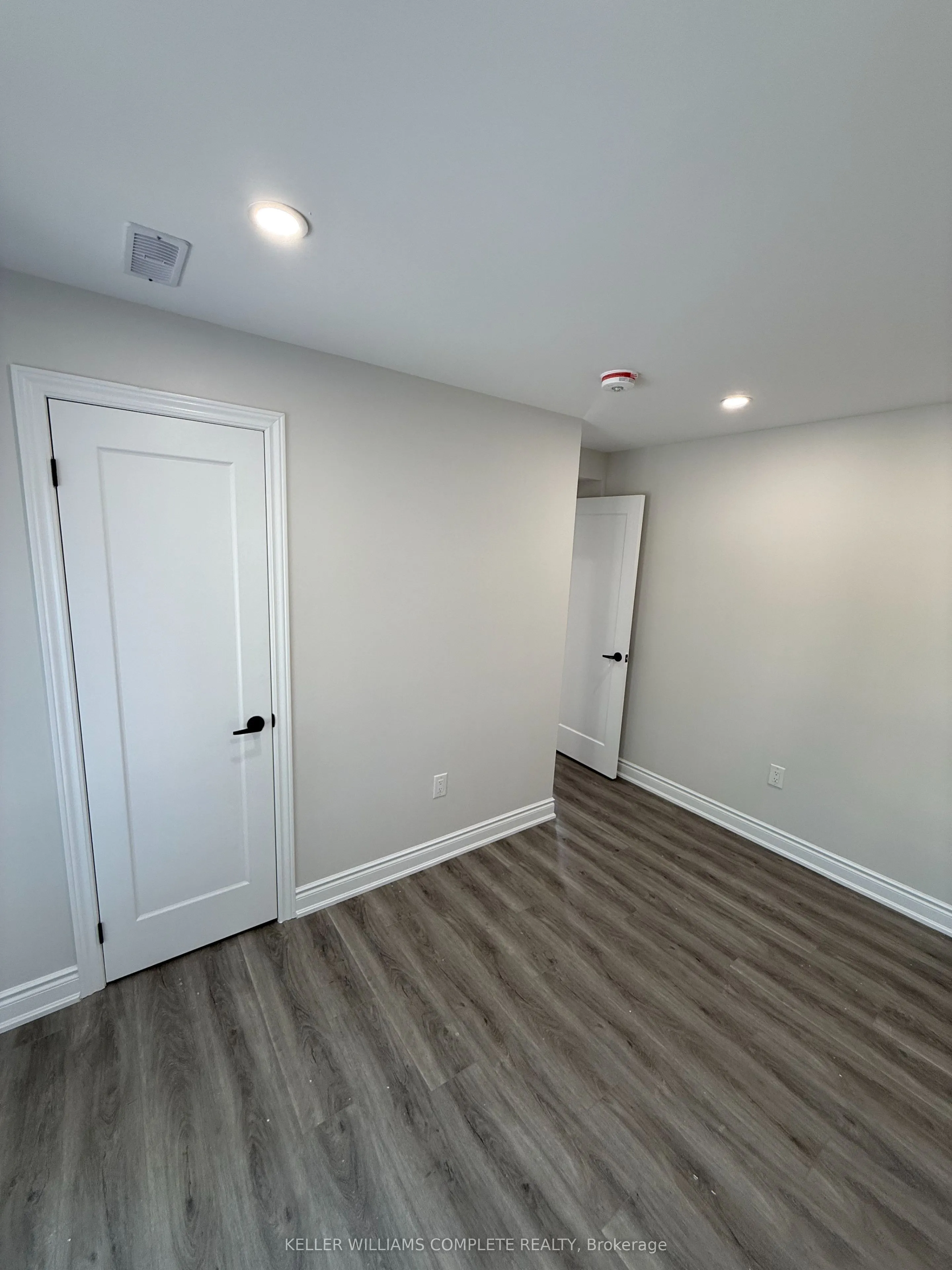 187 STIRTON Street, #Upper & Attic