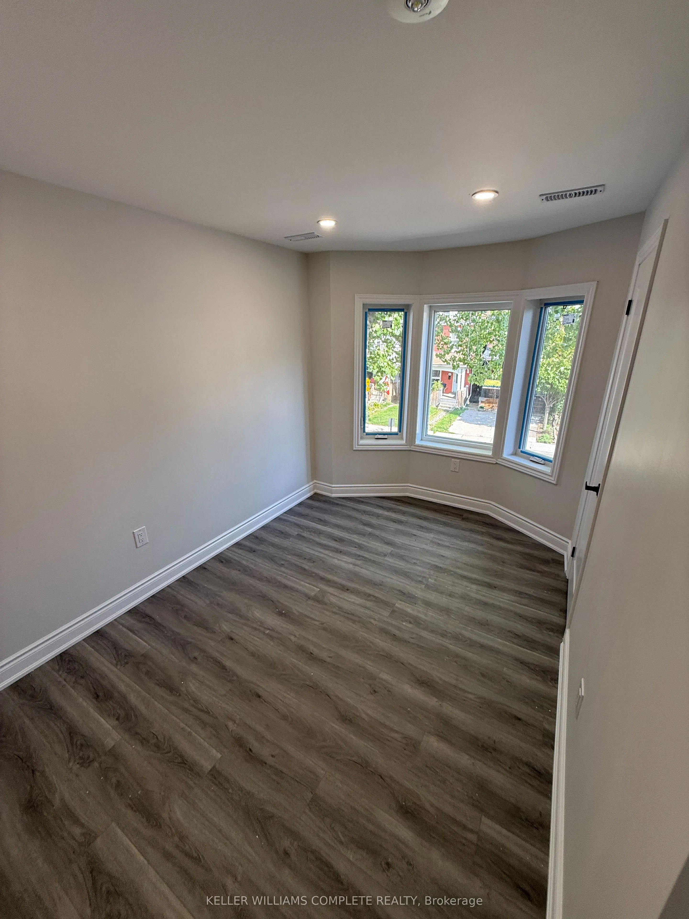 187 STIRTON Street, #Upper & Attic