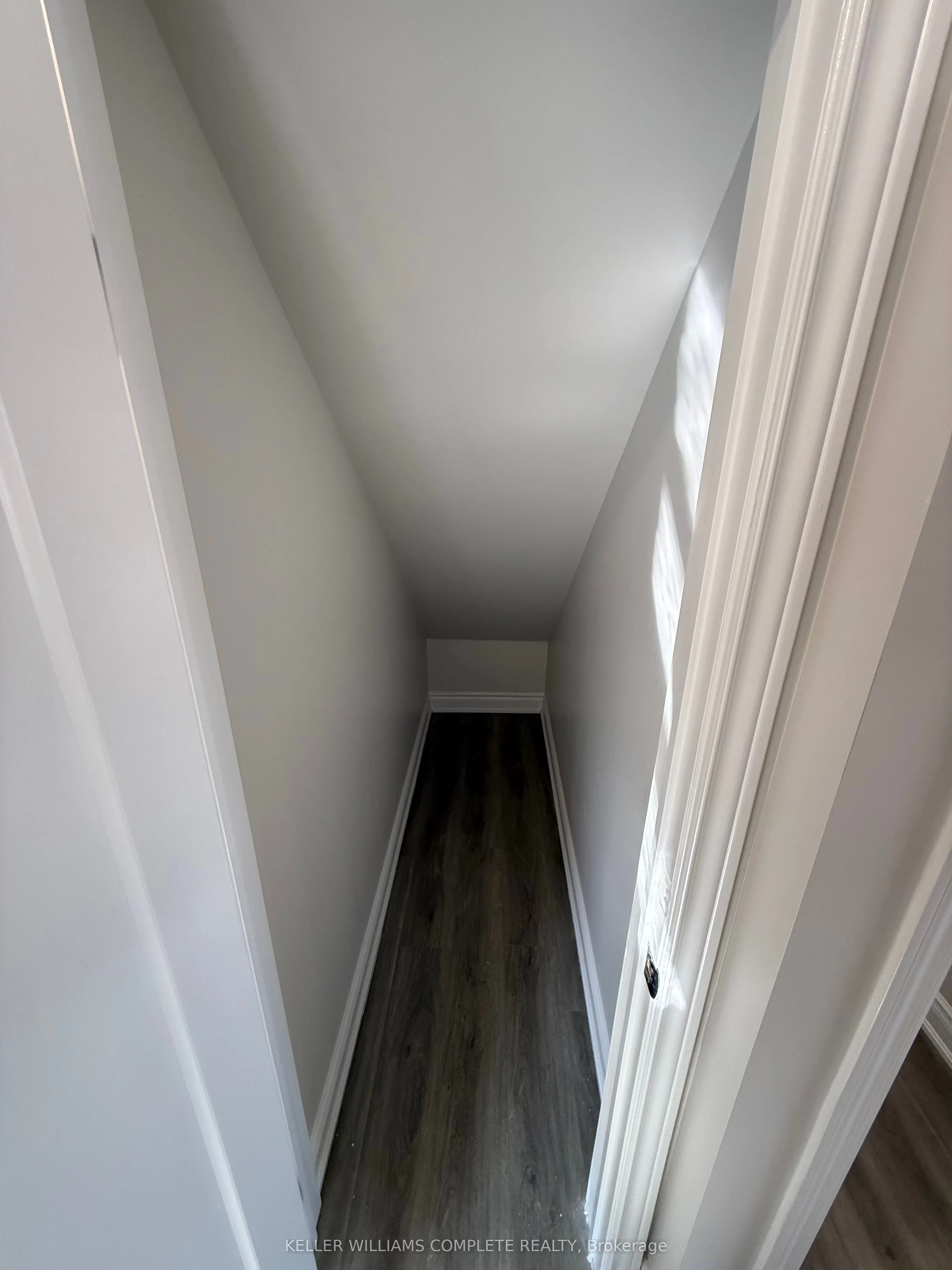187 STIRTON Street, #Upper & Attic