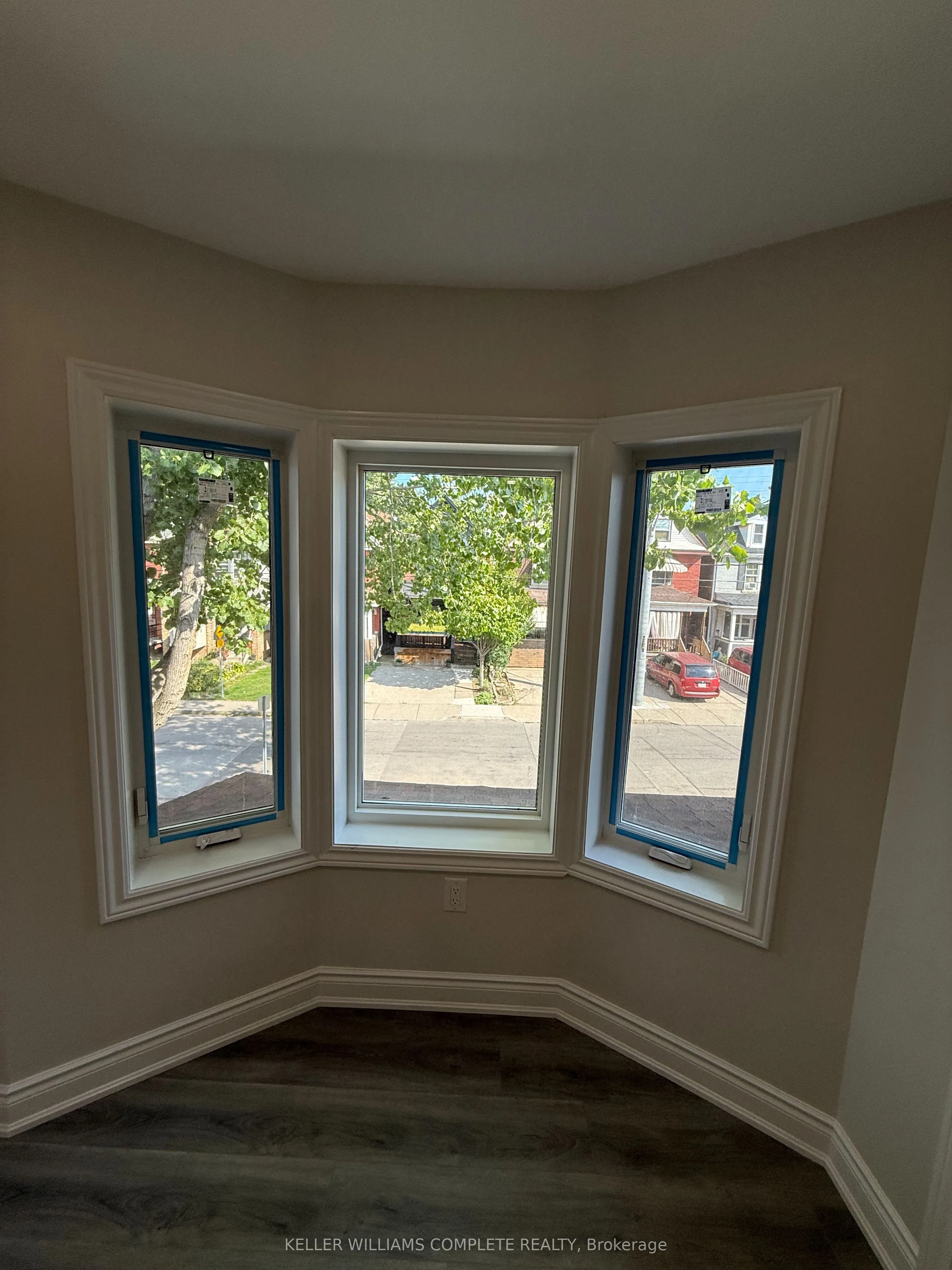 187 STIRTON Street, #Upper & Attic