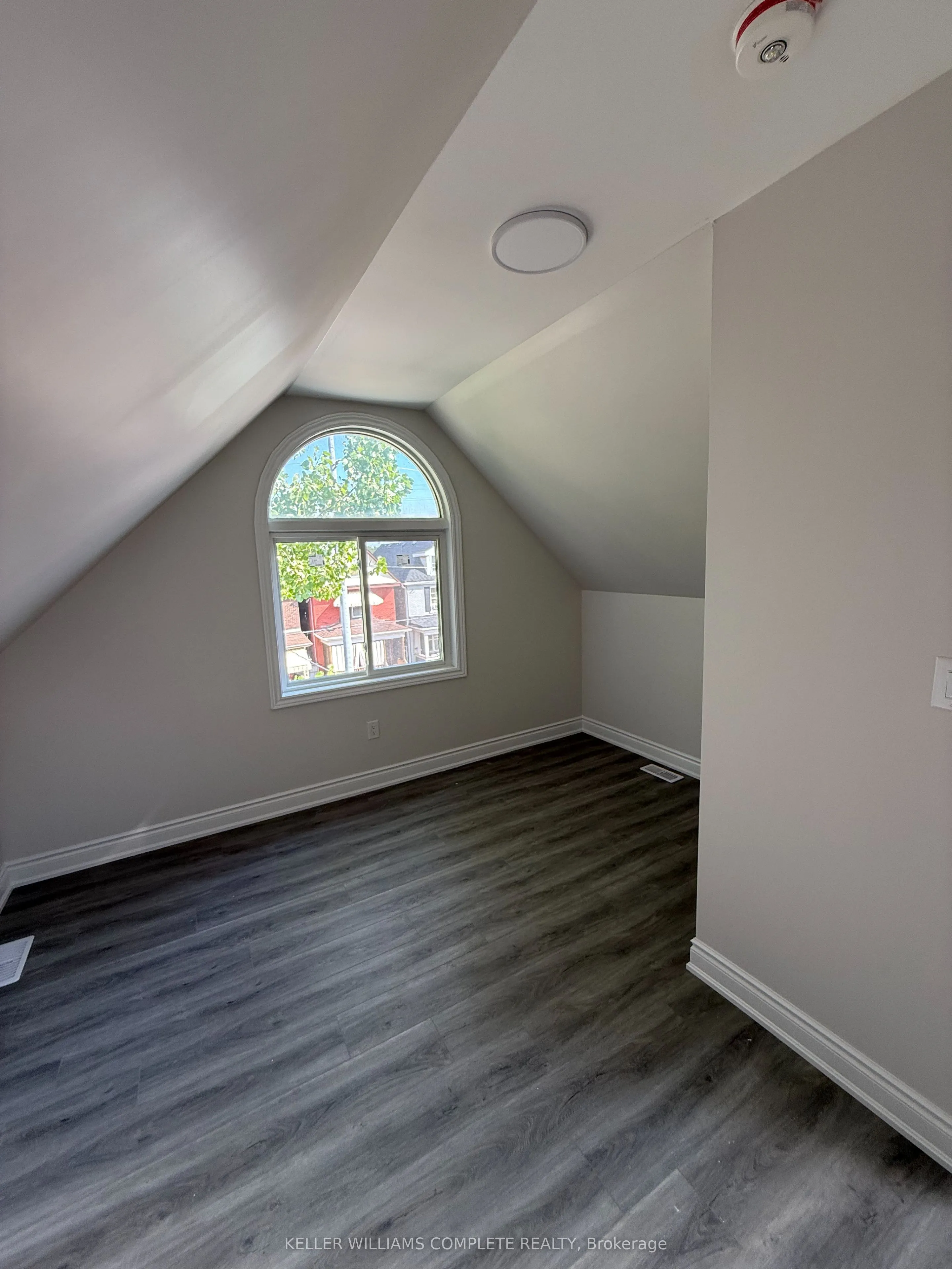 187 STIRTON Street, #Upper & Attic