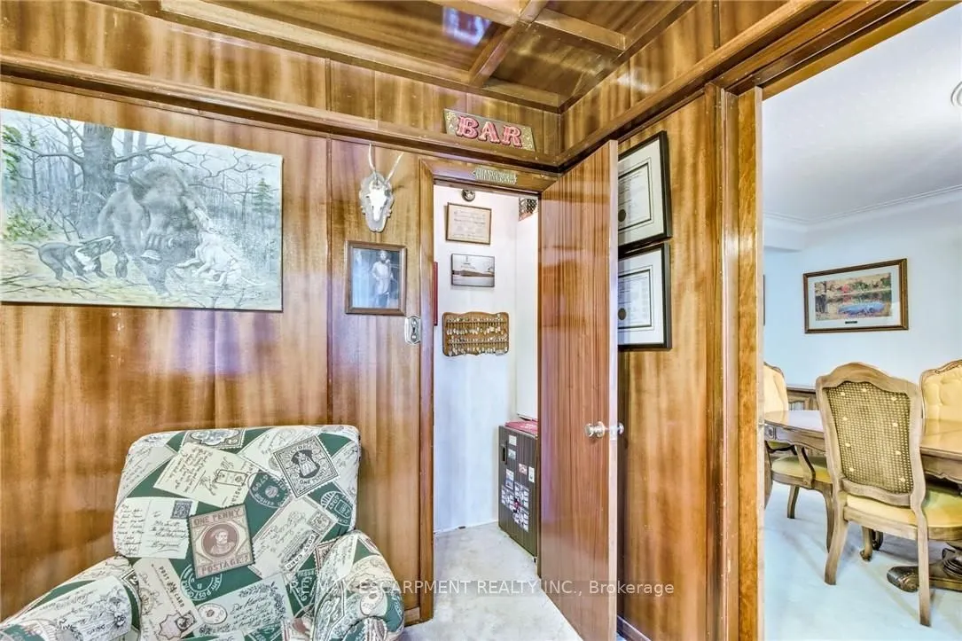3546 Eton Crescent