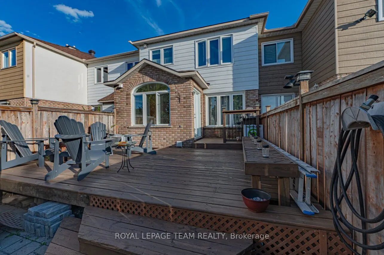 19 Locheland Crescent