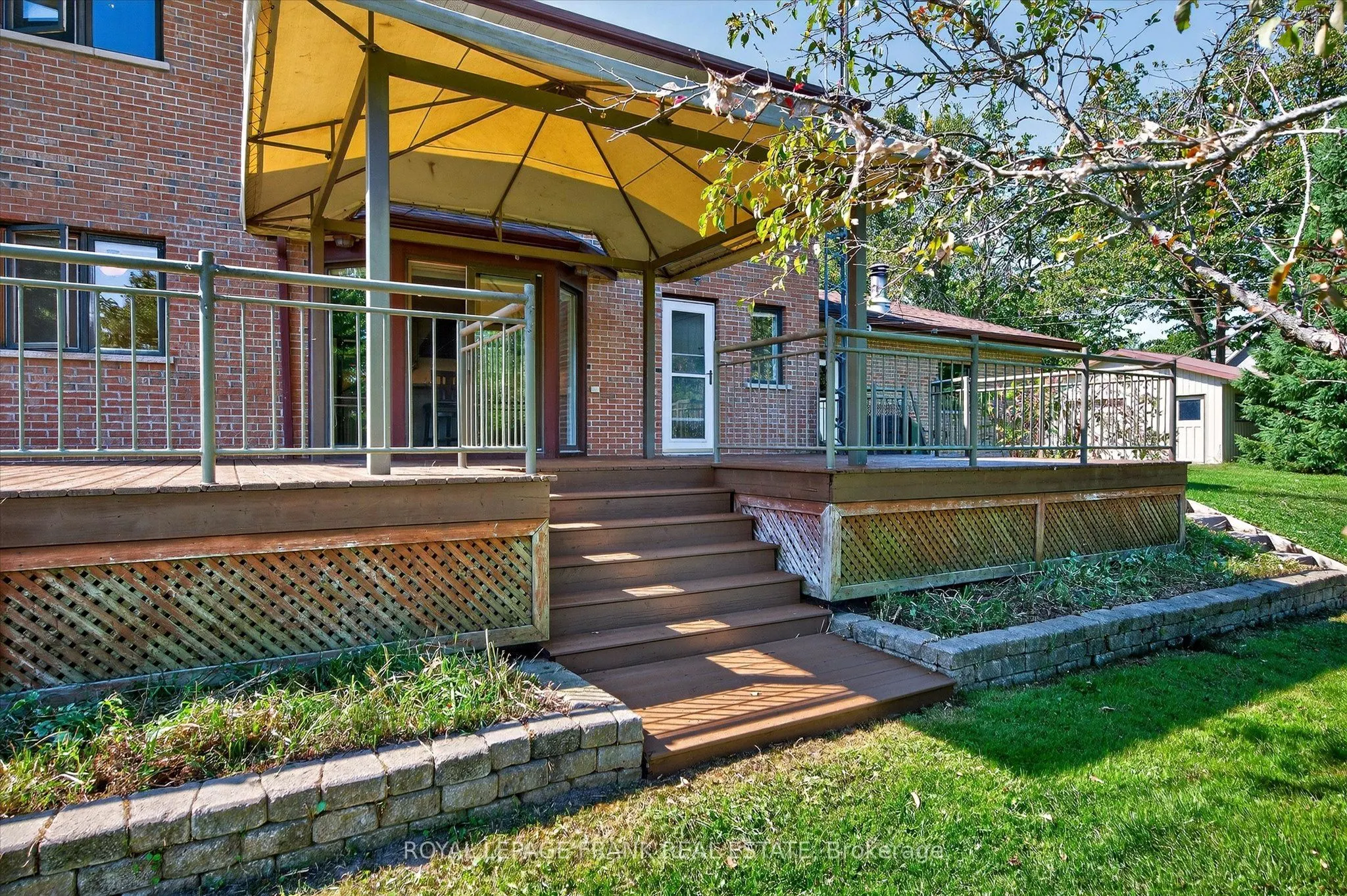 549 Bissview Avenue