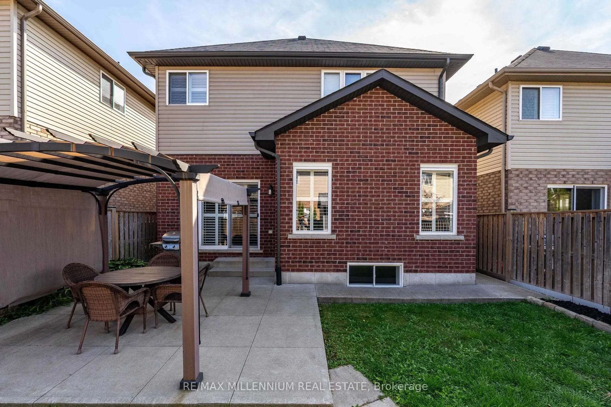 45 Bellagio Avenue