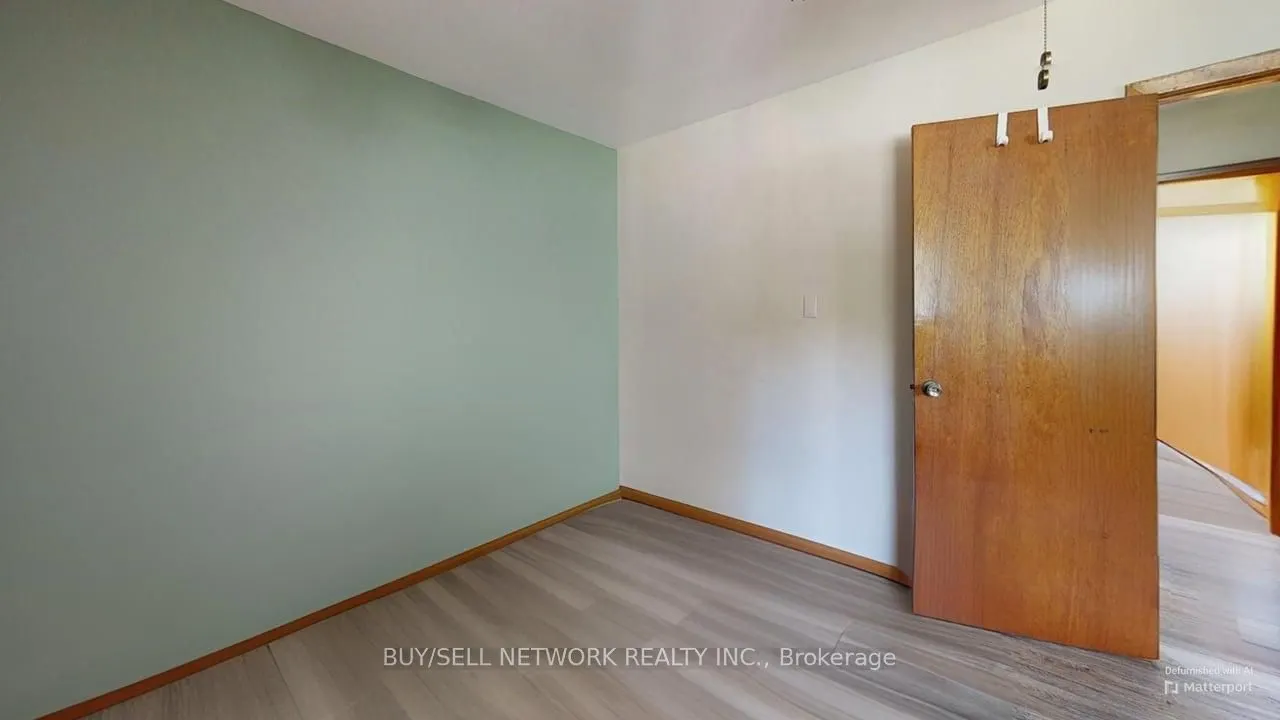 9 Hemlock Street