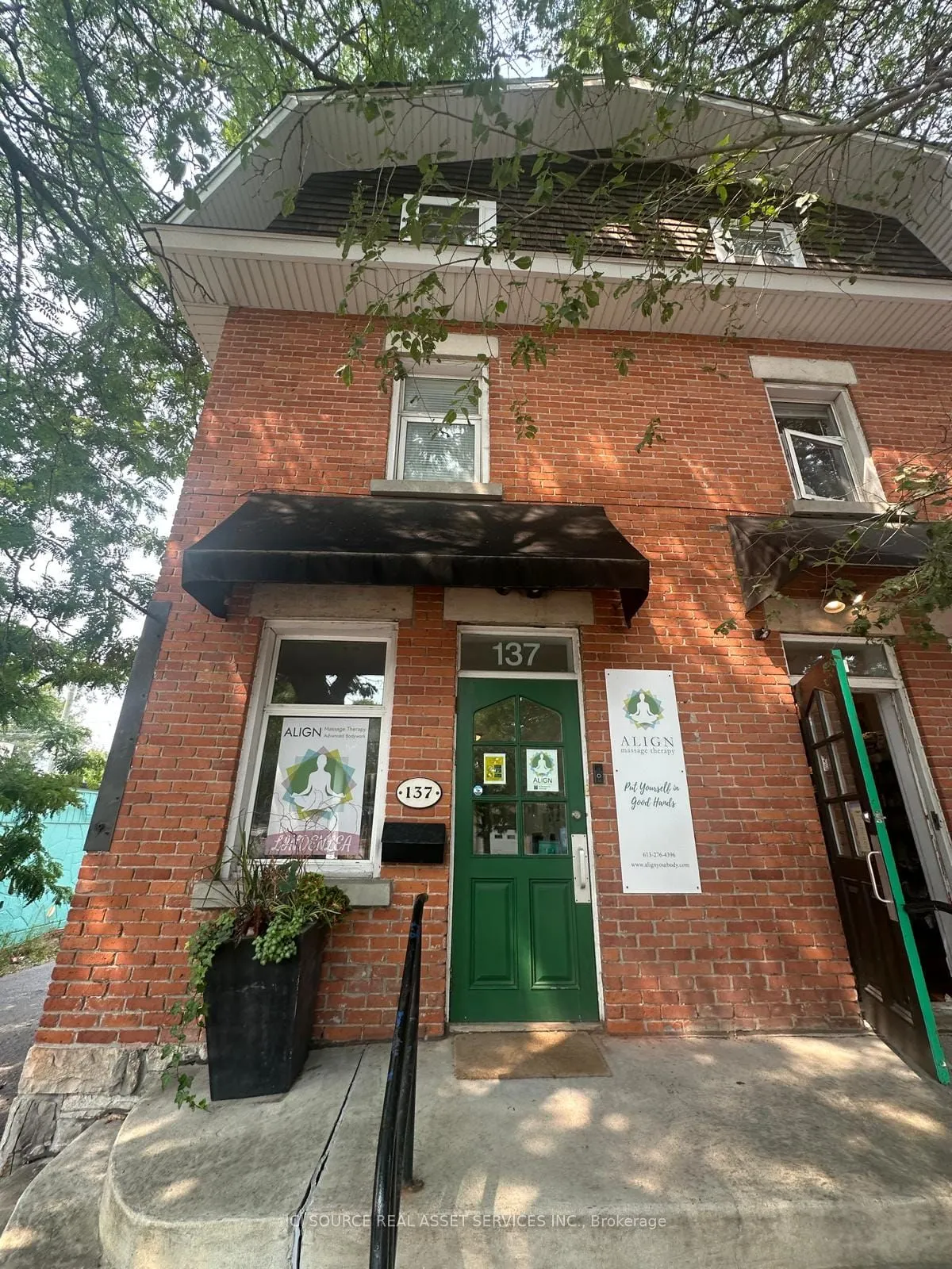 141 Beechwood Avenue