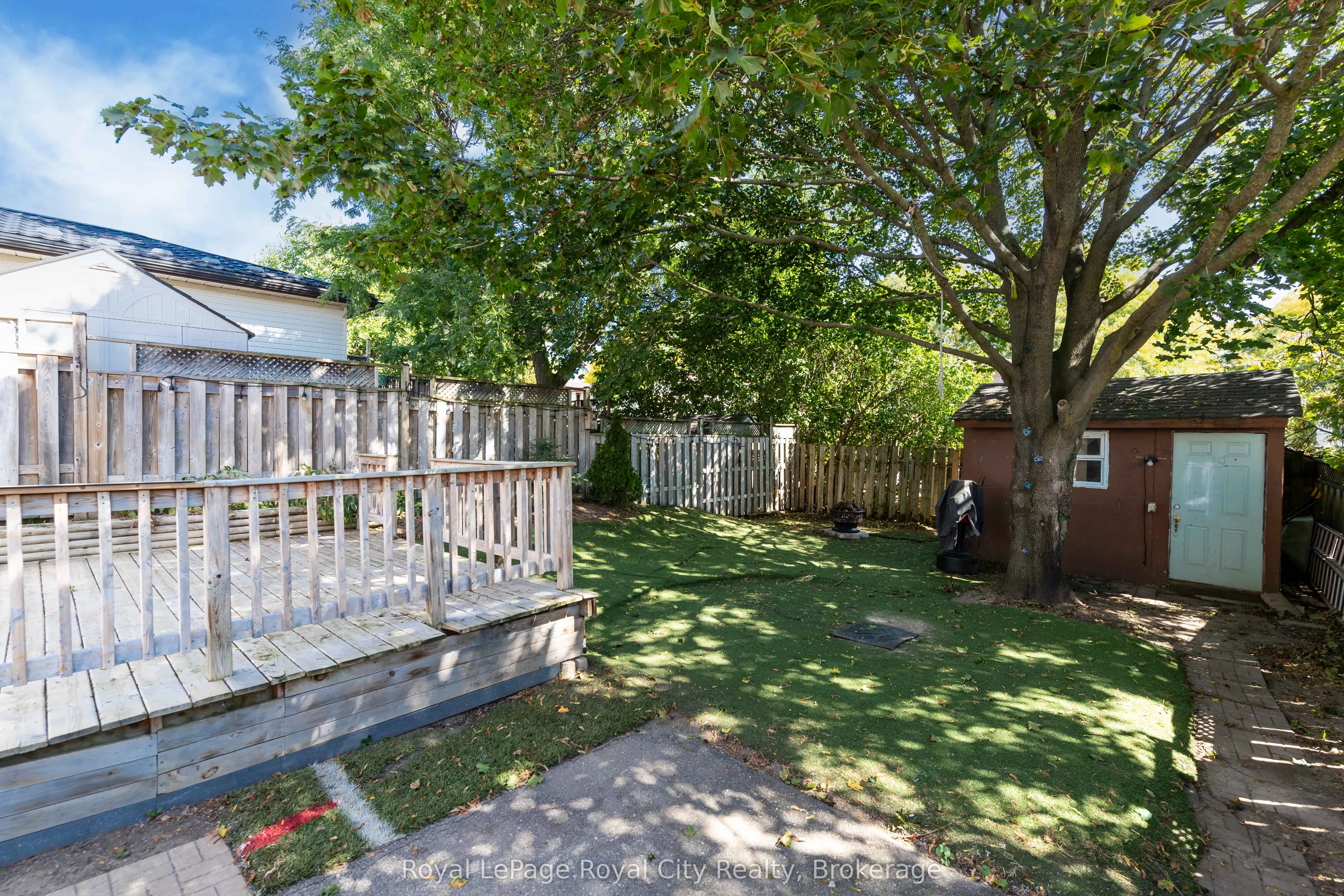 19 Leacock Avenue