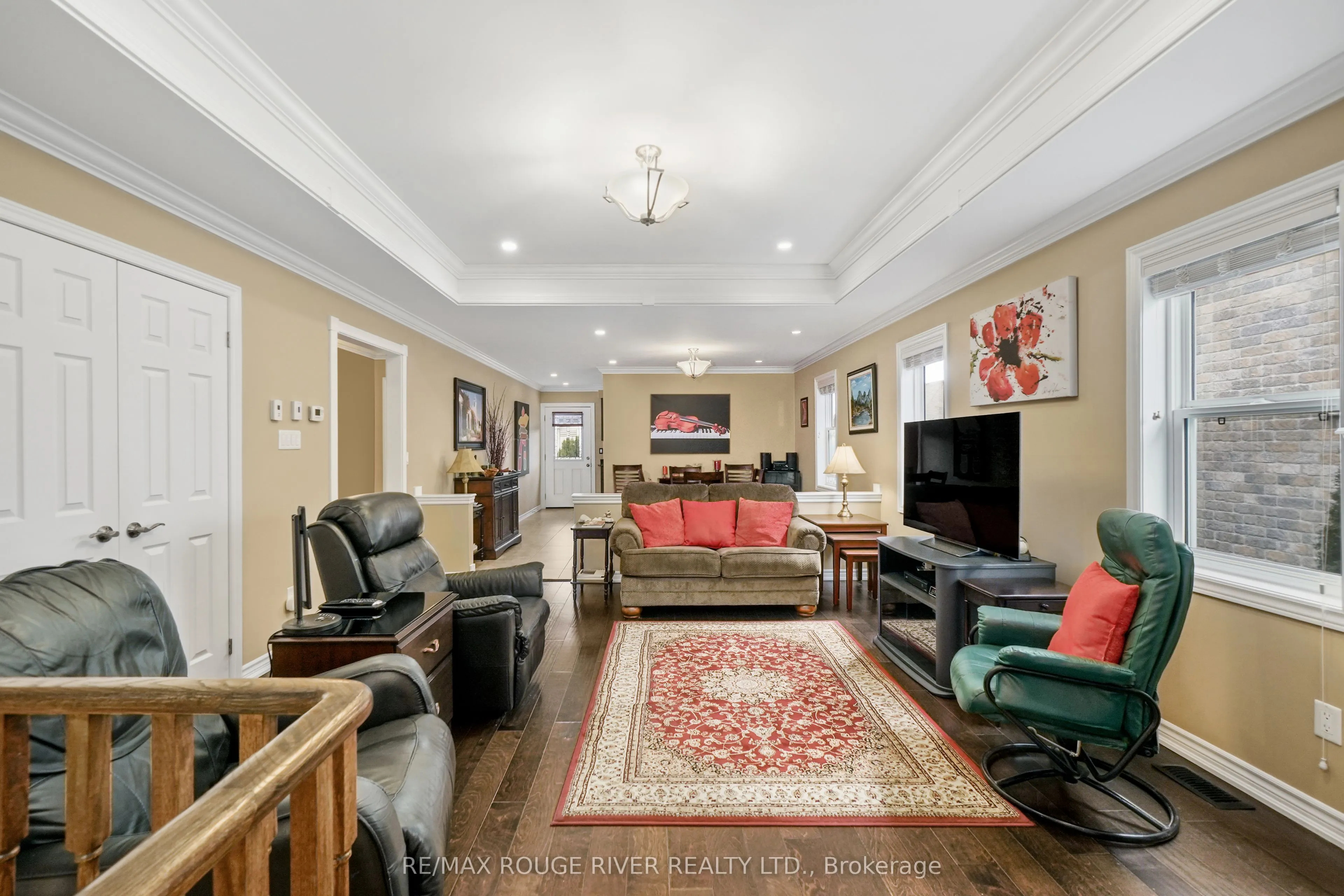 378 Lonsberry Drive