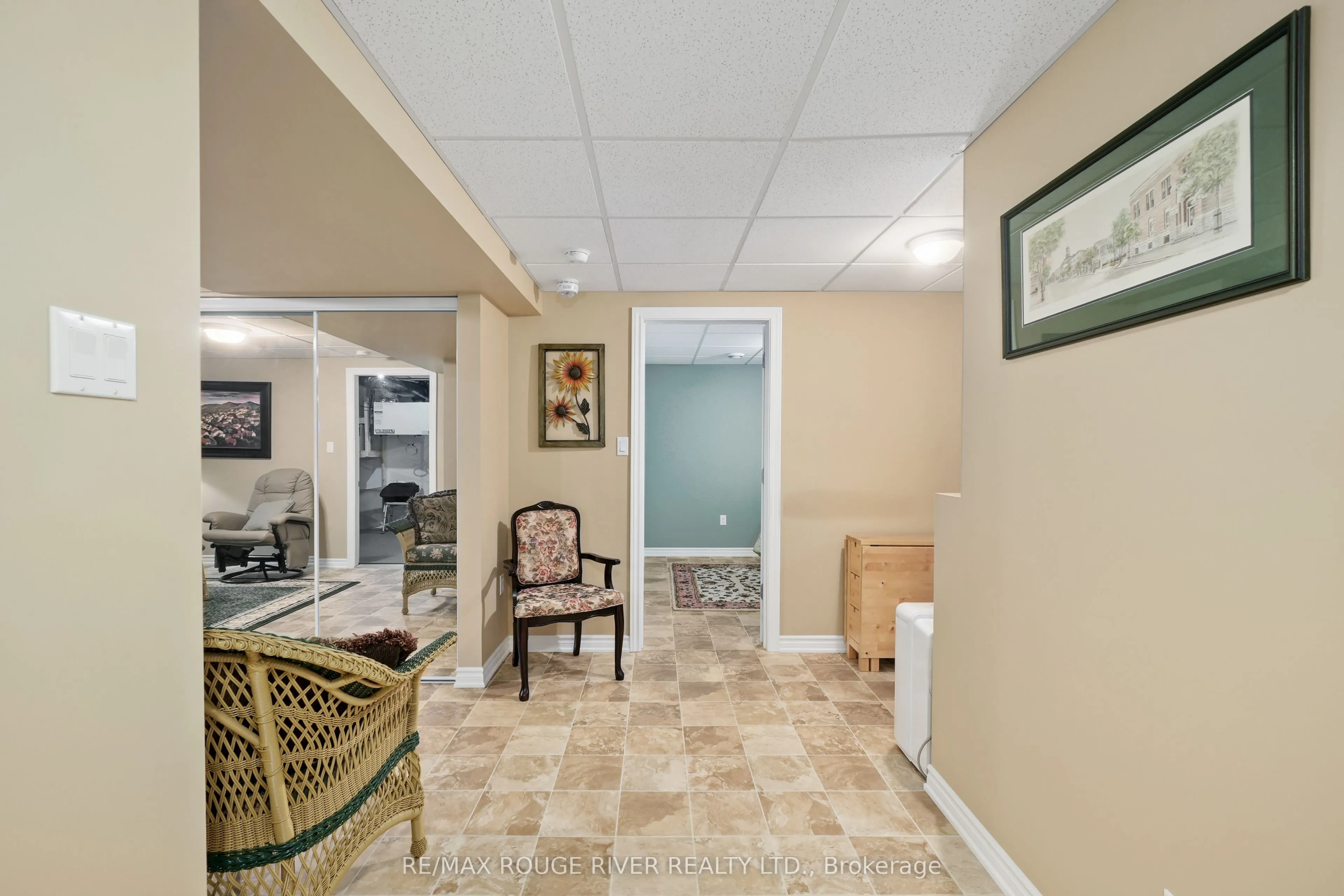 378 Lonsberry Drive