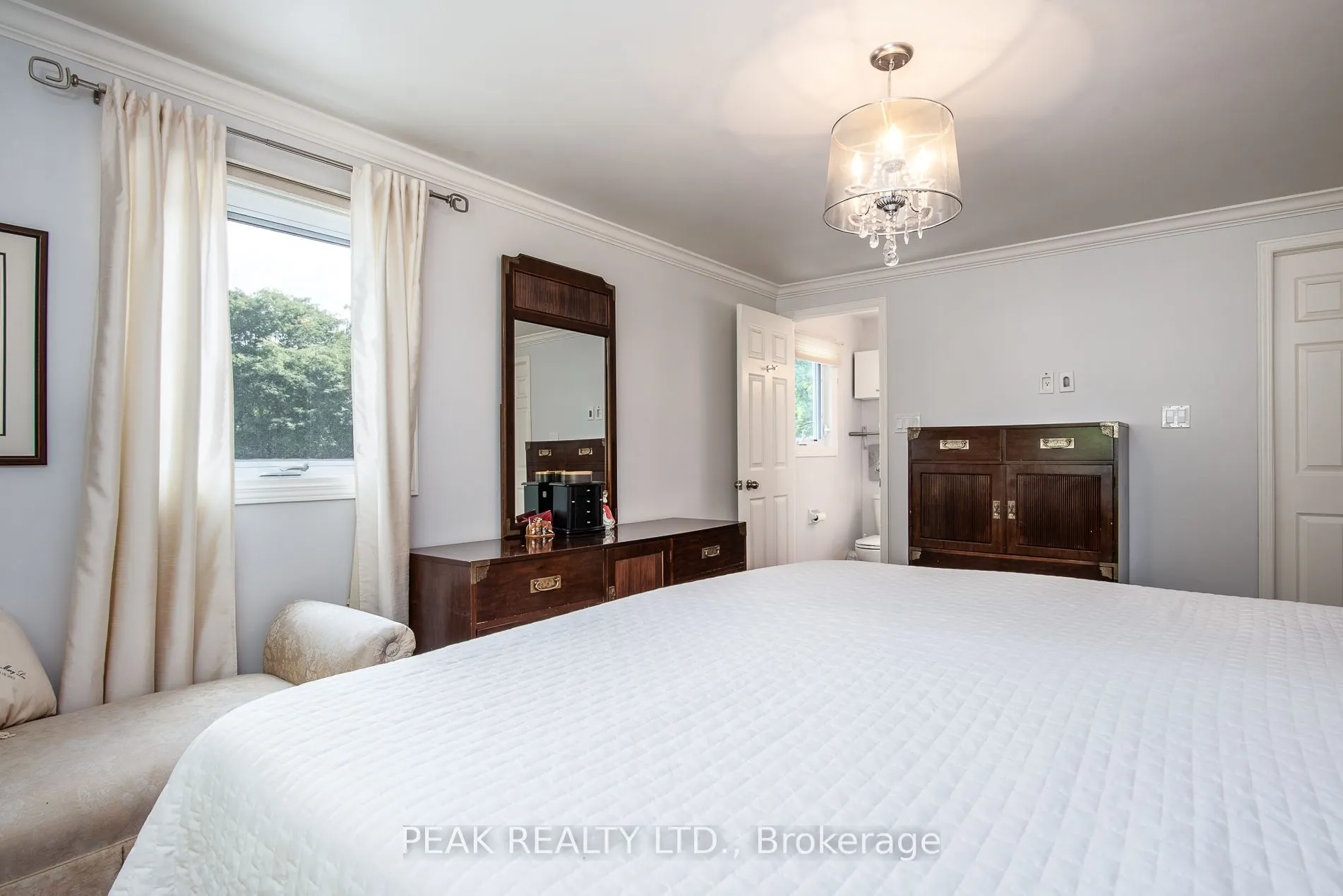 500 Foxhill Place