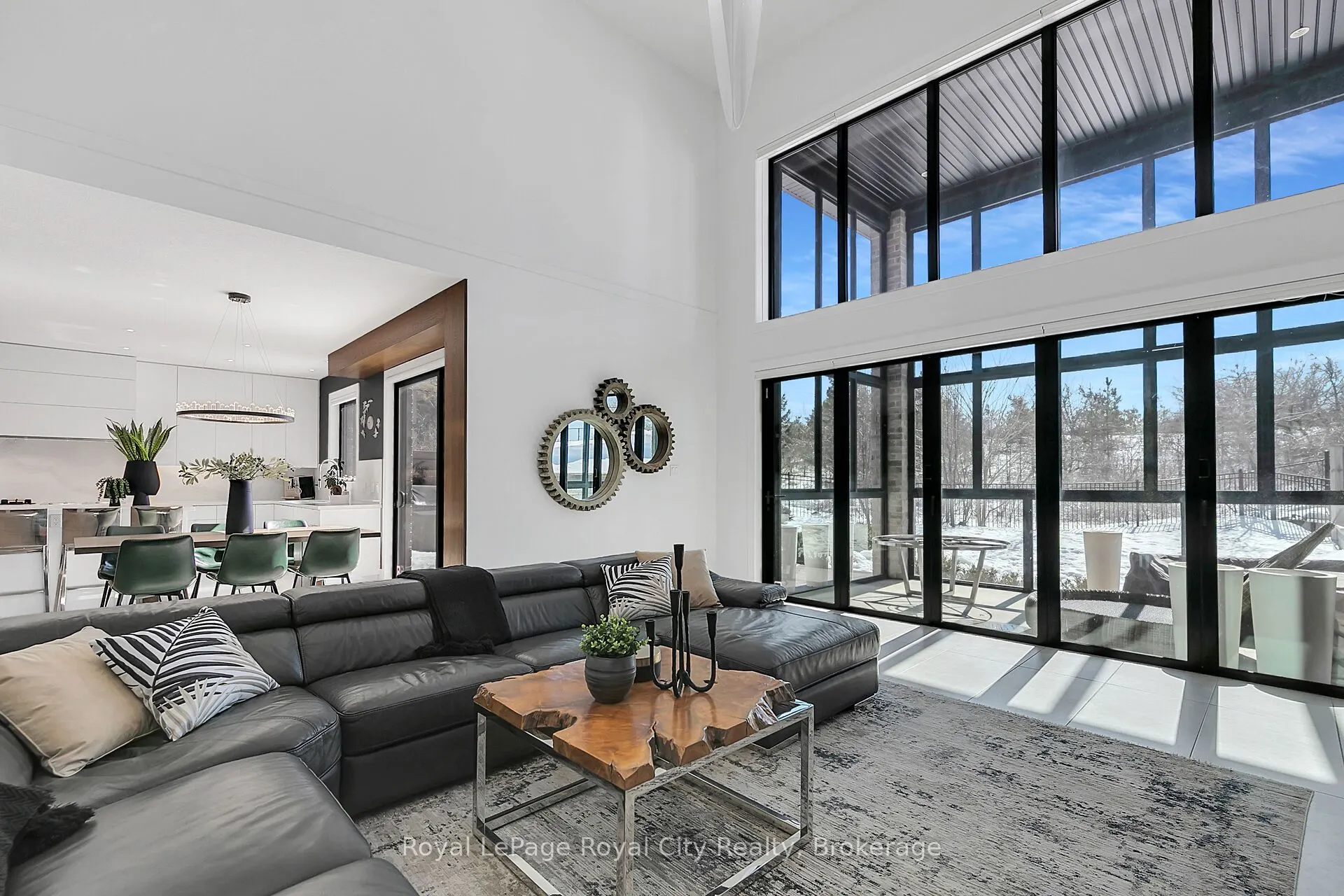 303 Gosling Gardens