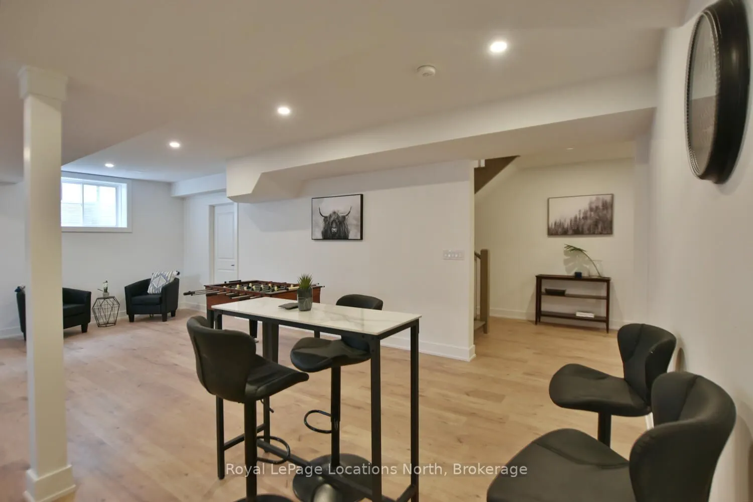 216 Snowberry Lane
