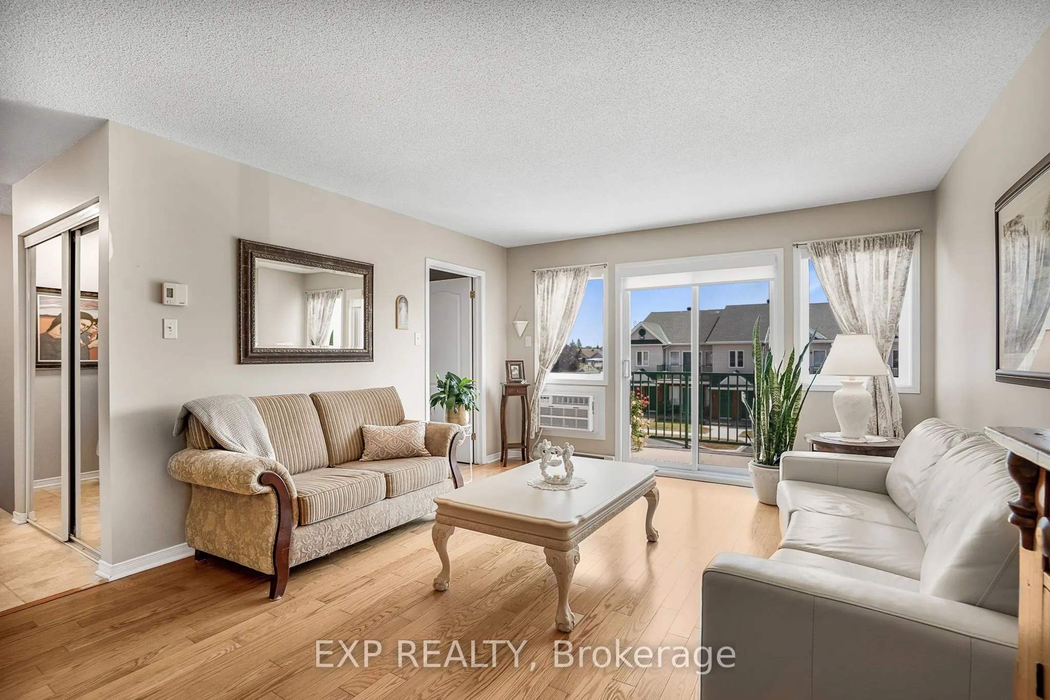2929 Laurier Street, #103