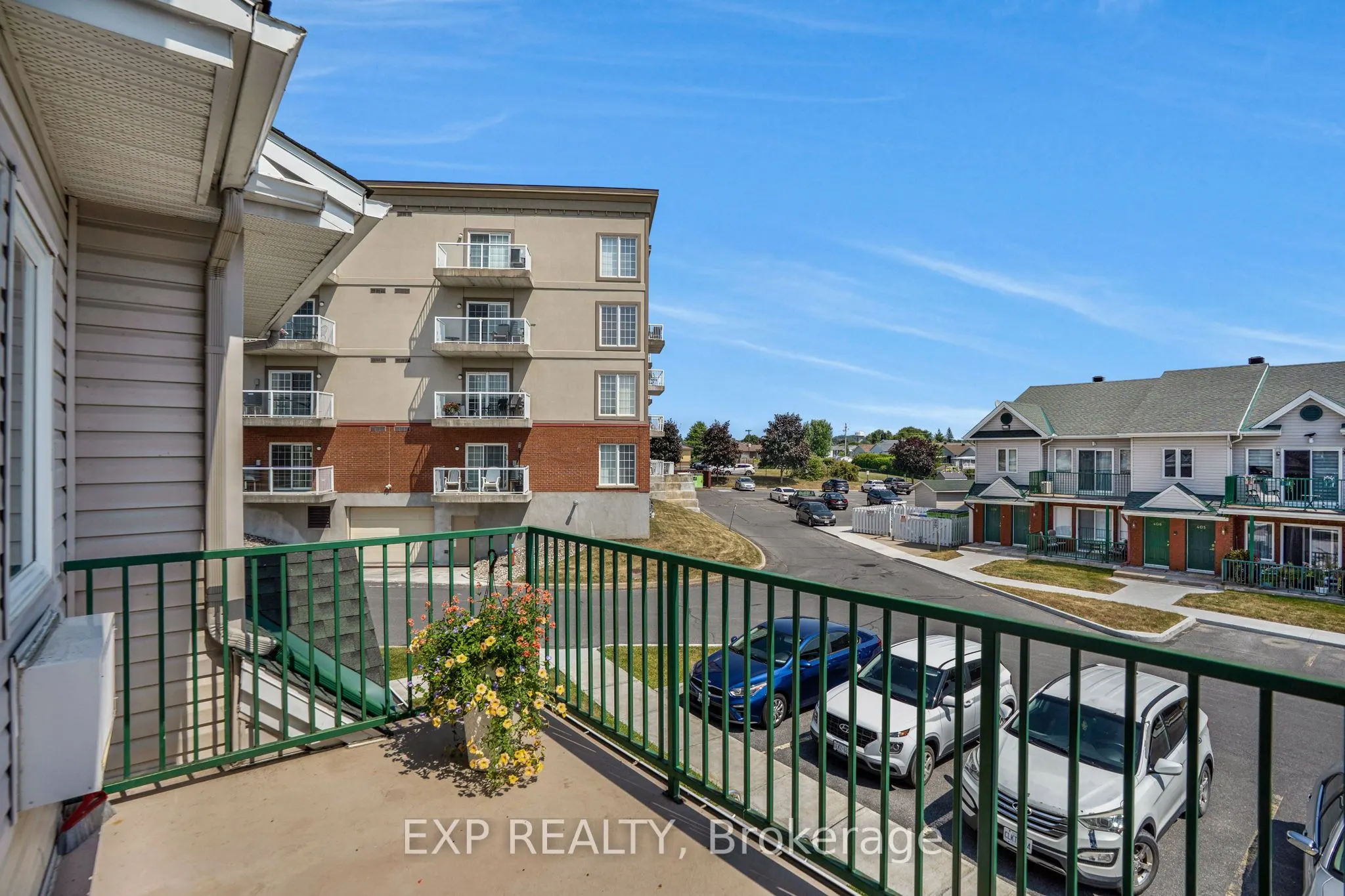 2929 Laurier Street, #103