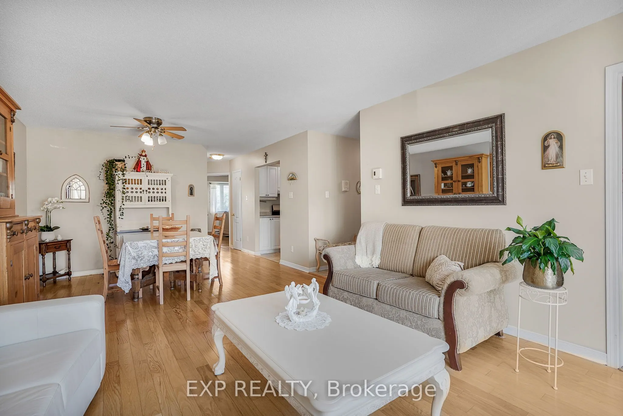 2929 Laurier Street, #103