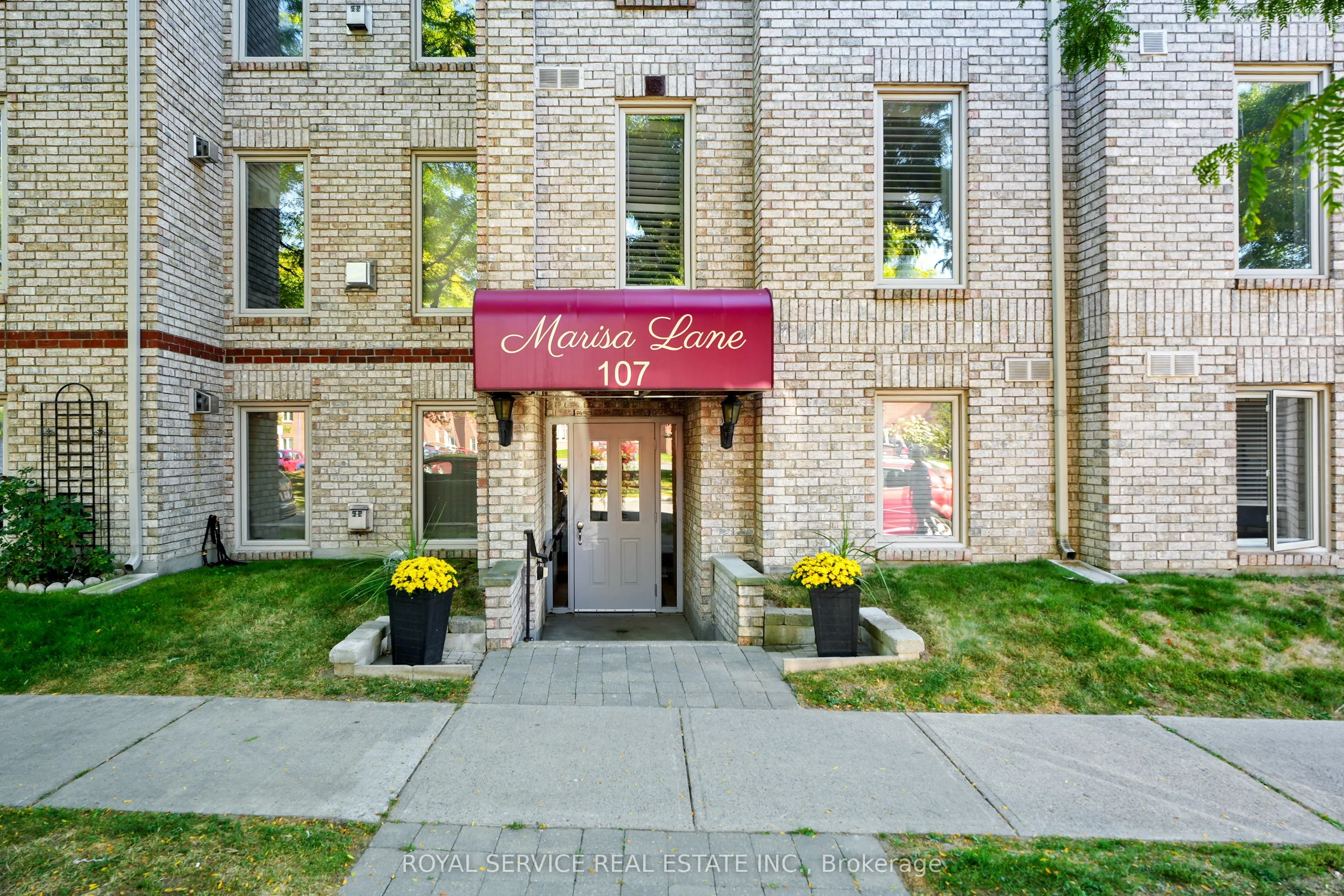 107 Marissa Lane, #303