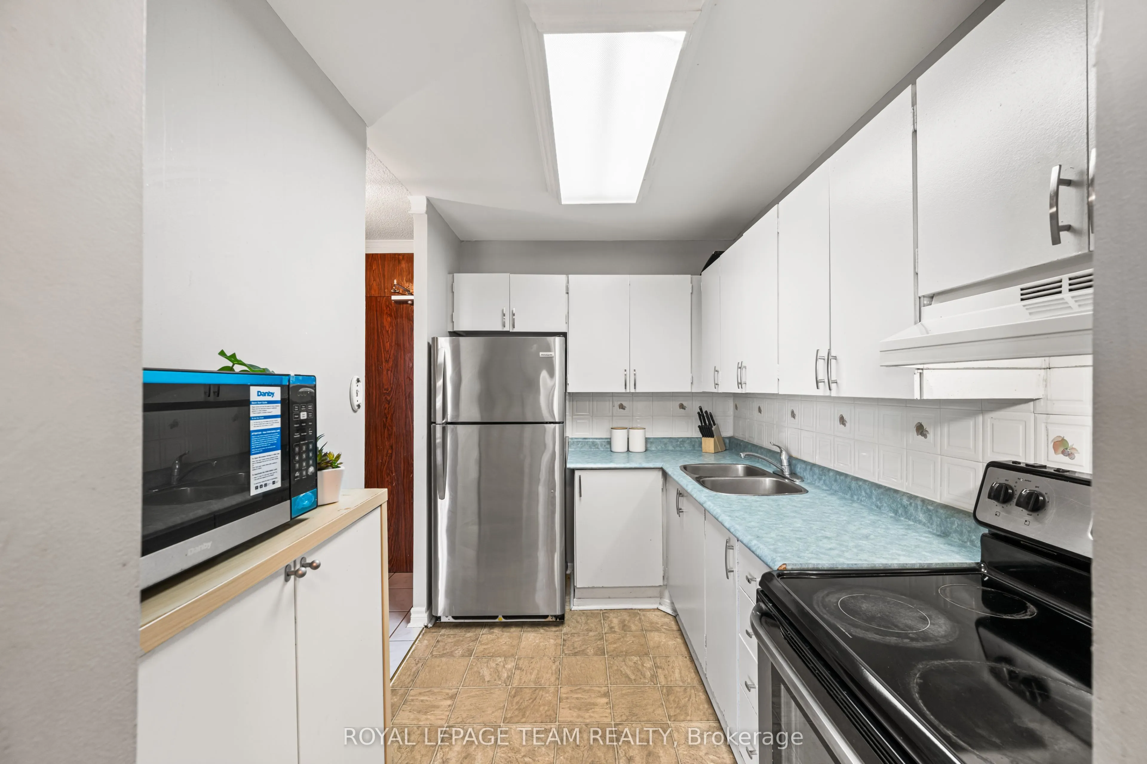 2000 Jasmine Crescent, #316