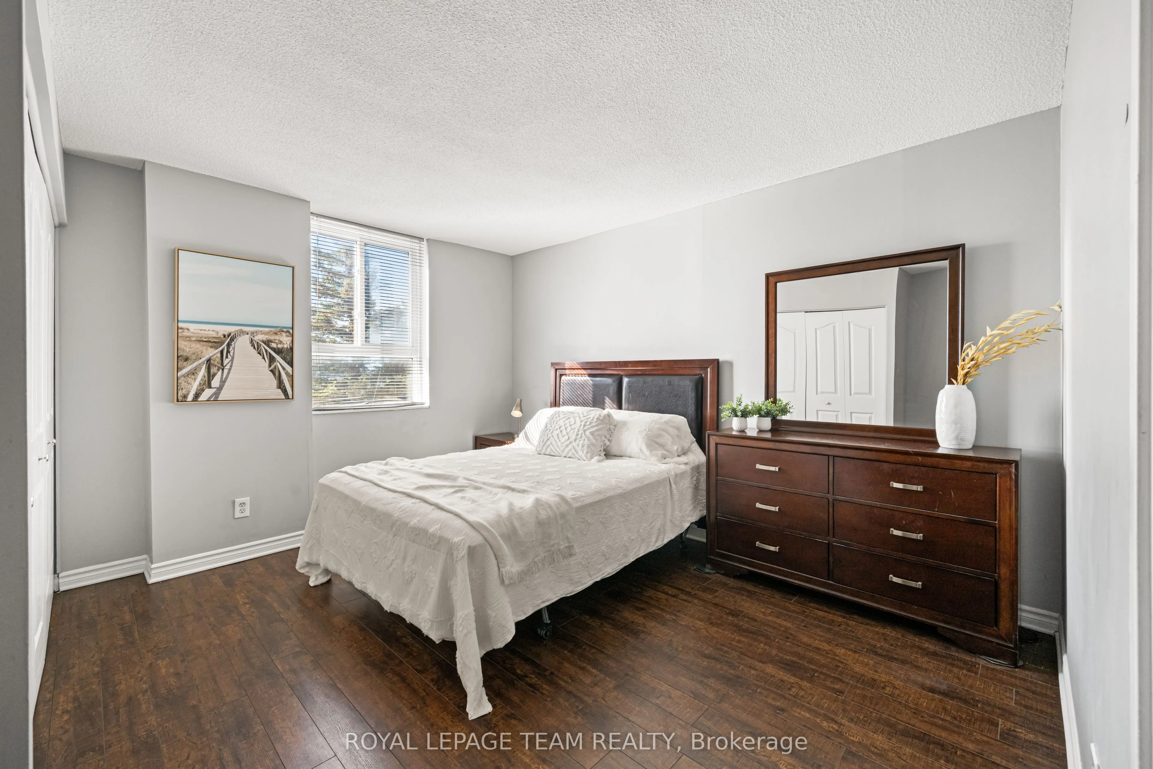 2000 Jasmine Crescent, #316