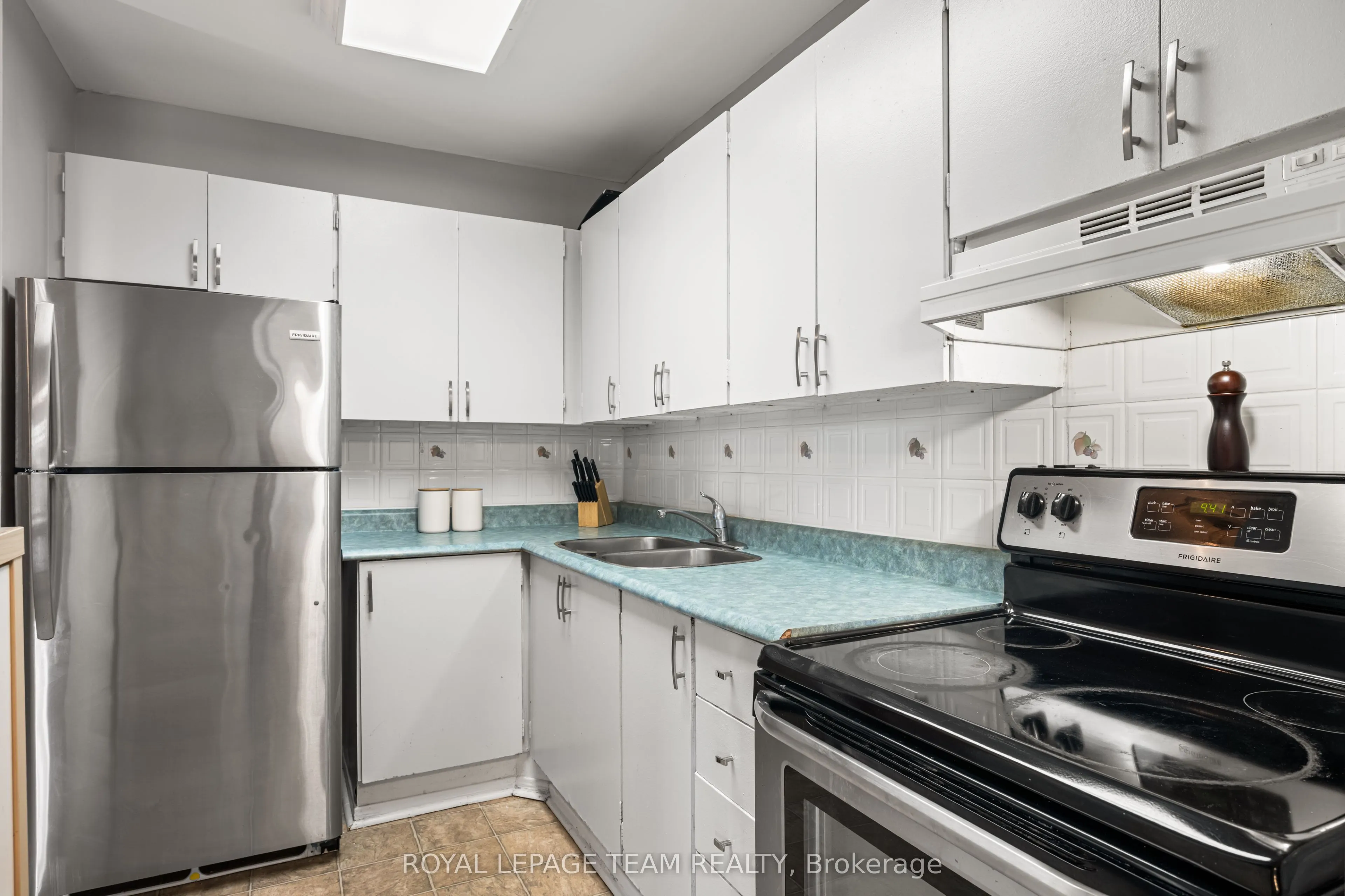 2000 Jasmine Crescent, #316